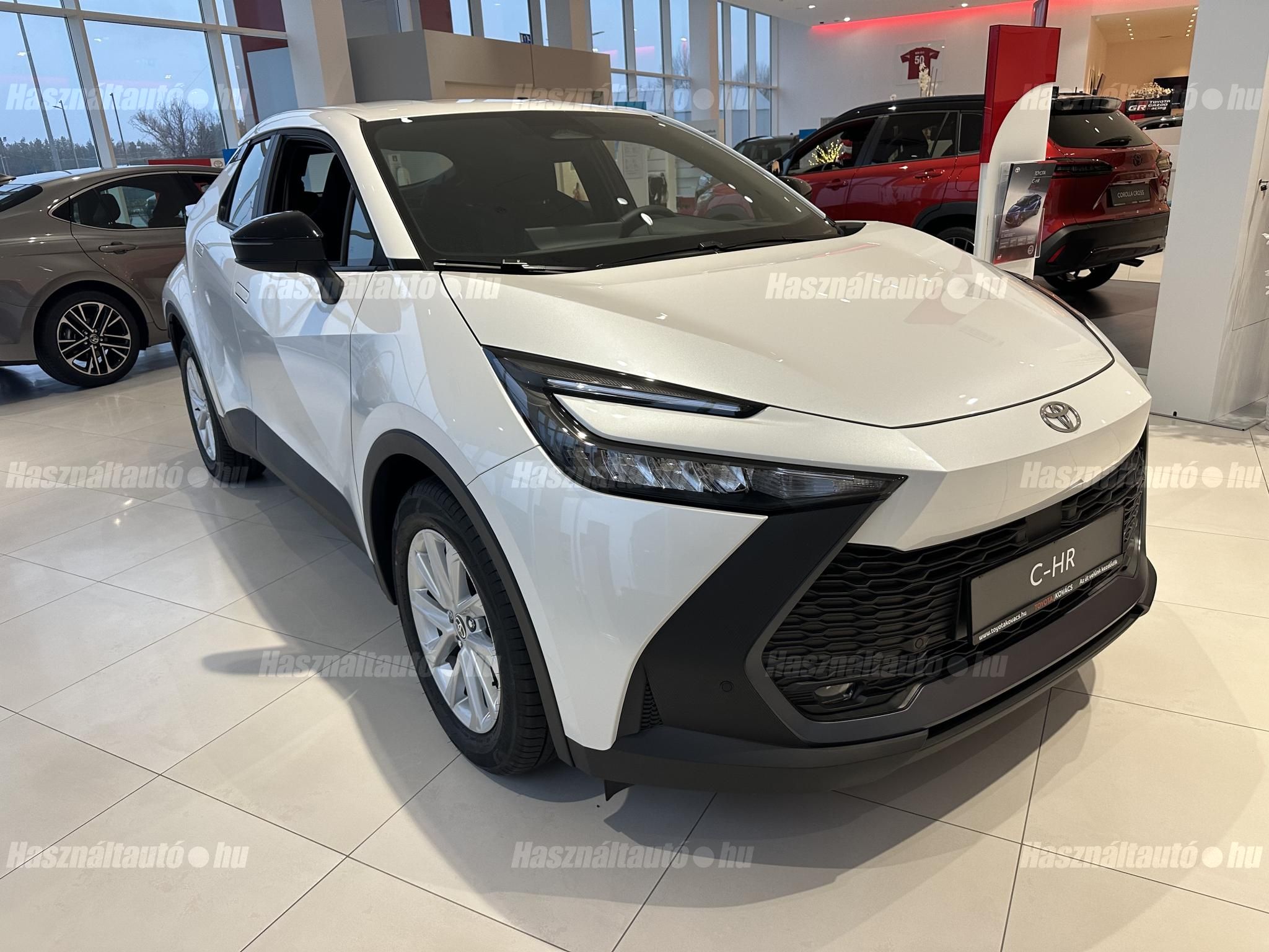 TOYOTA C-HR 2026 - 1