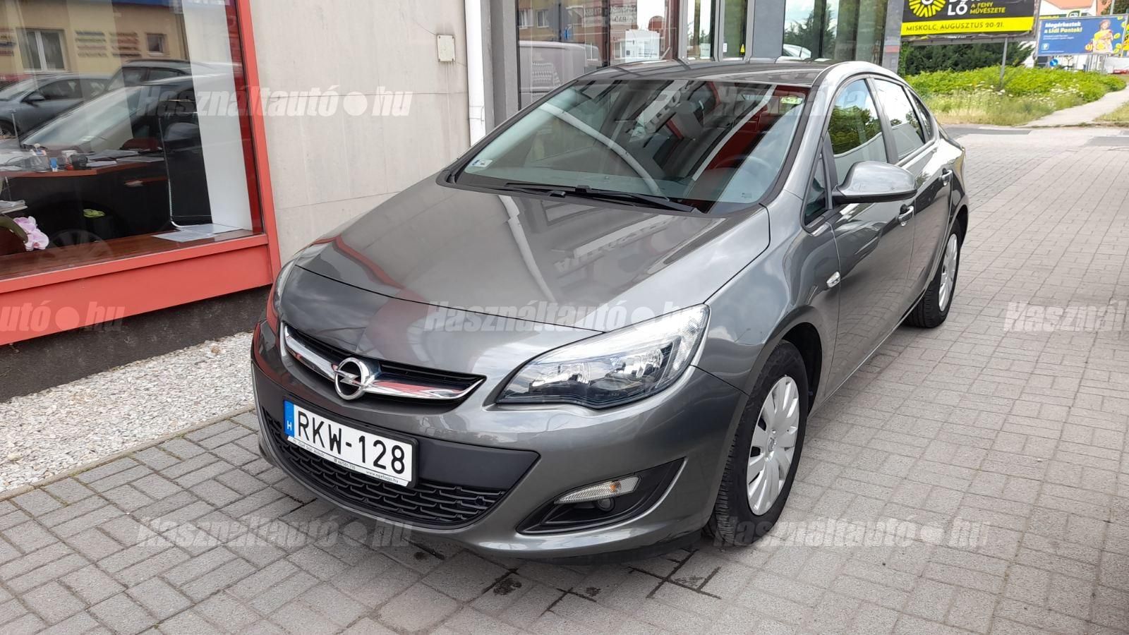 OPEL ASTRA J 2019/4 - 1