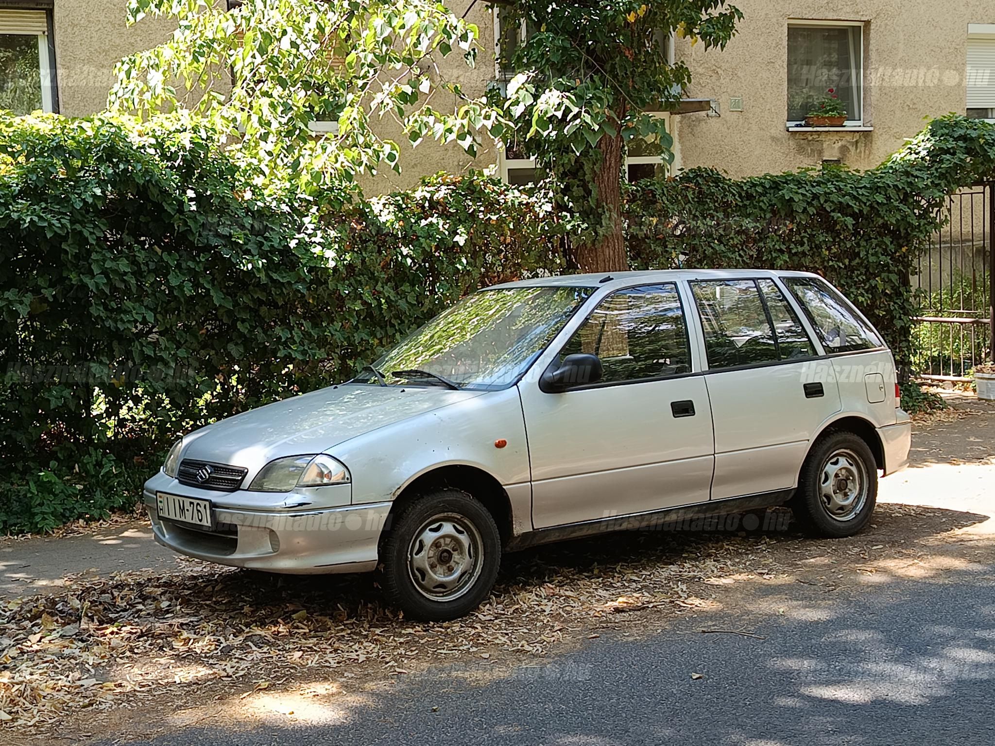 SUZUKI SWIFT 2002/11 - 1