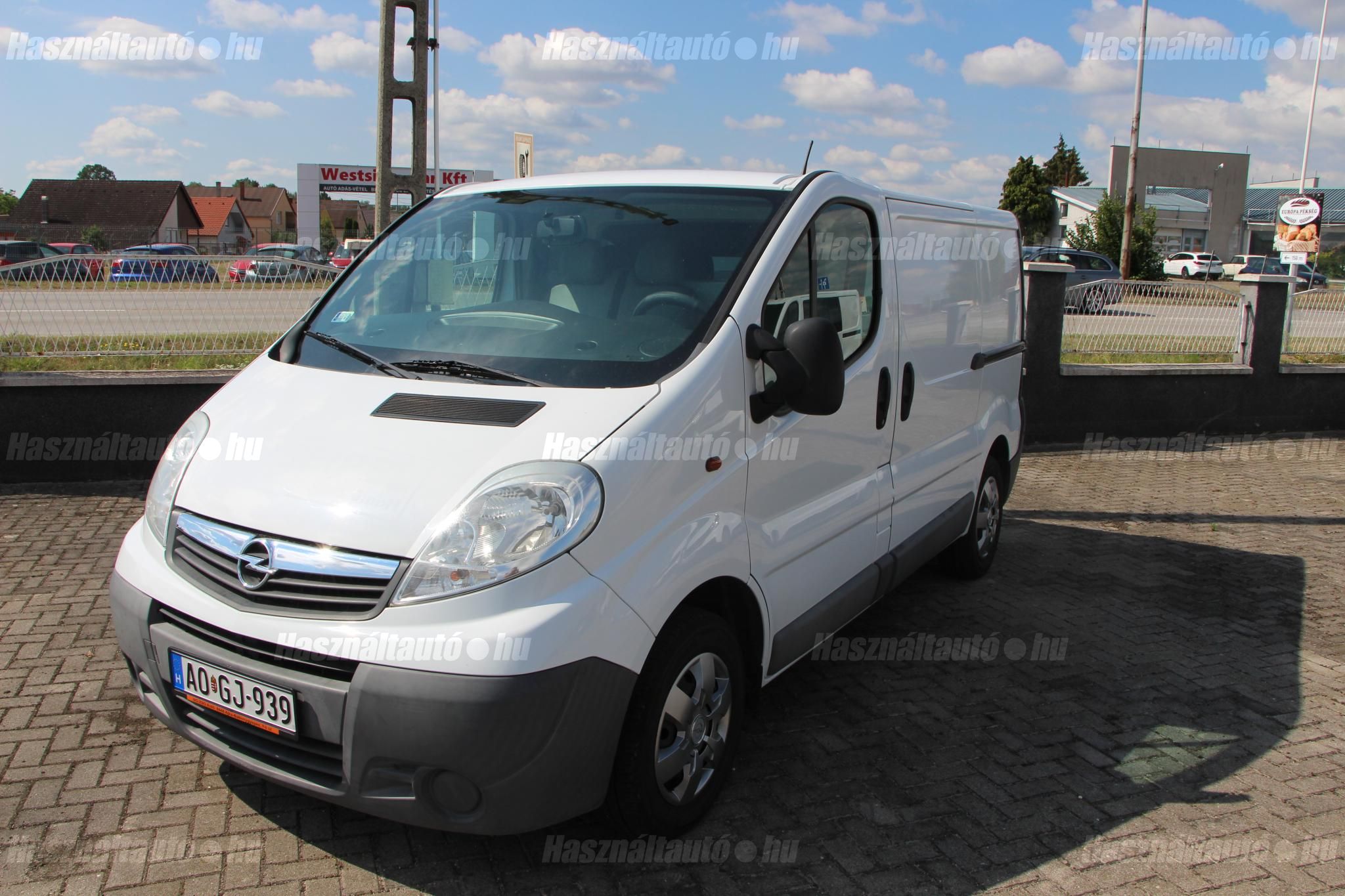 OPEL VIVARO 2013/10 - 1