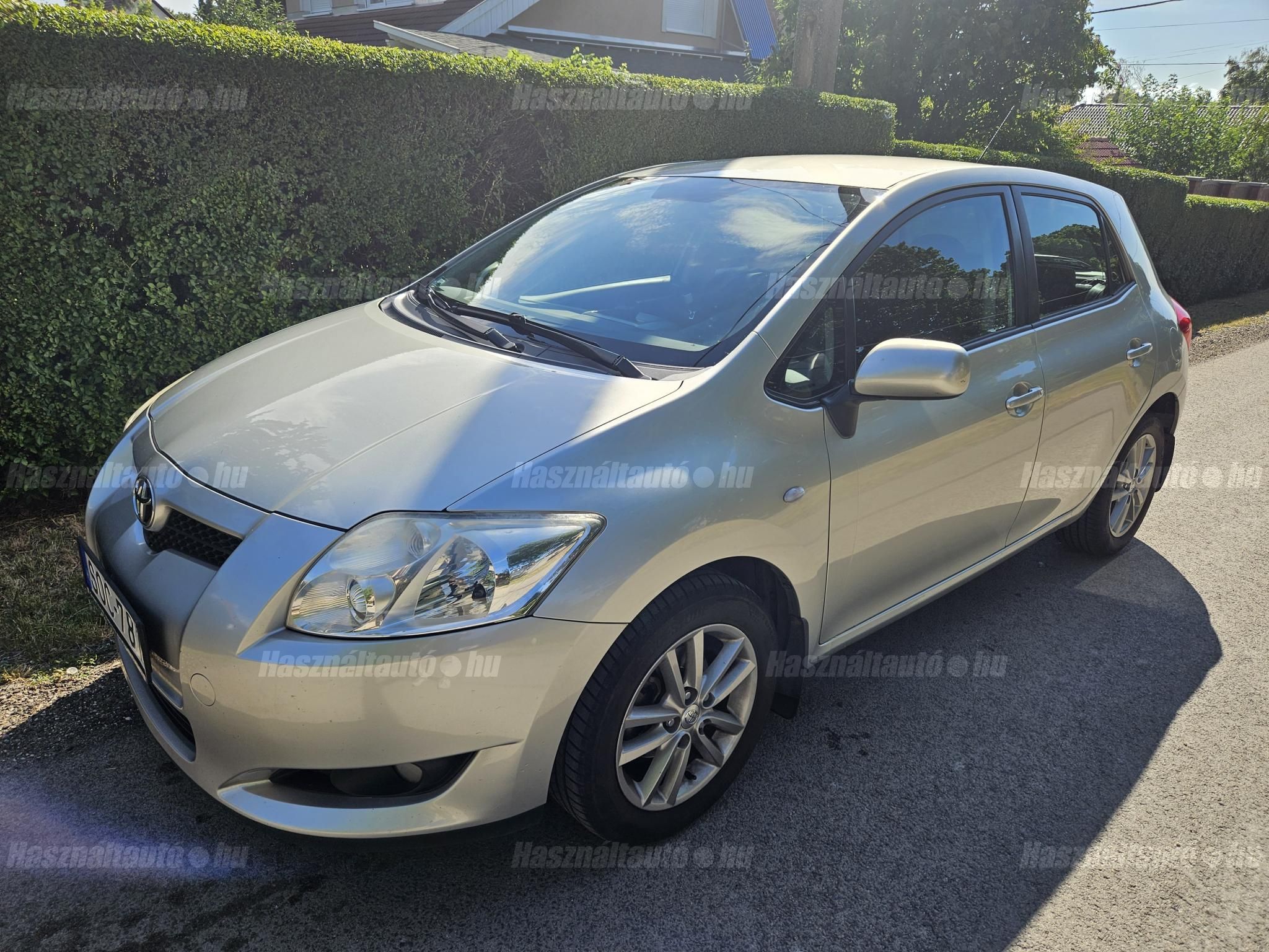 TOYOTA AURIS 2008/10 - 1