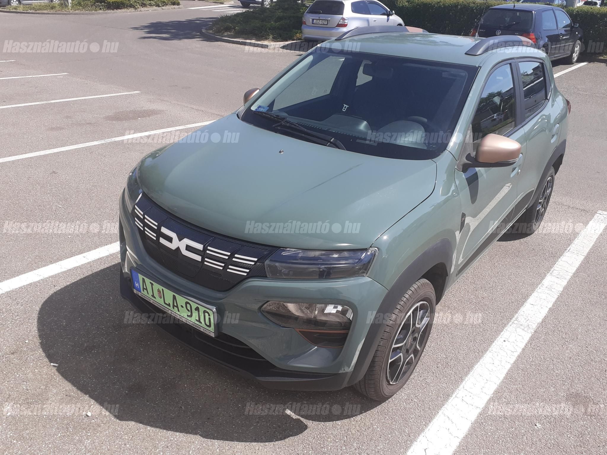 DACIA SPRING 2023/9 - 1