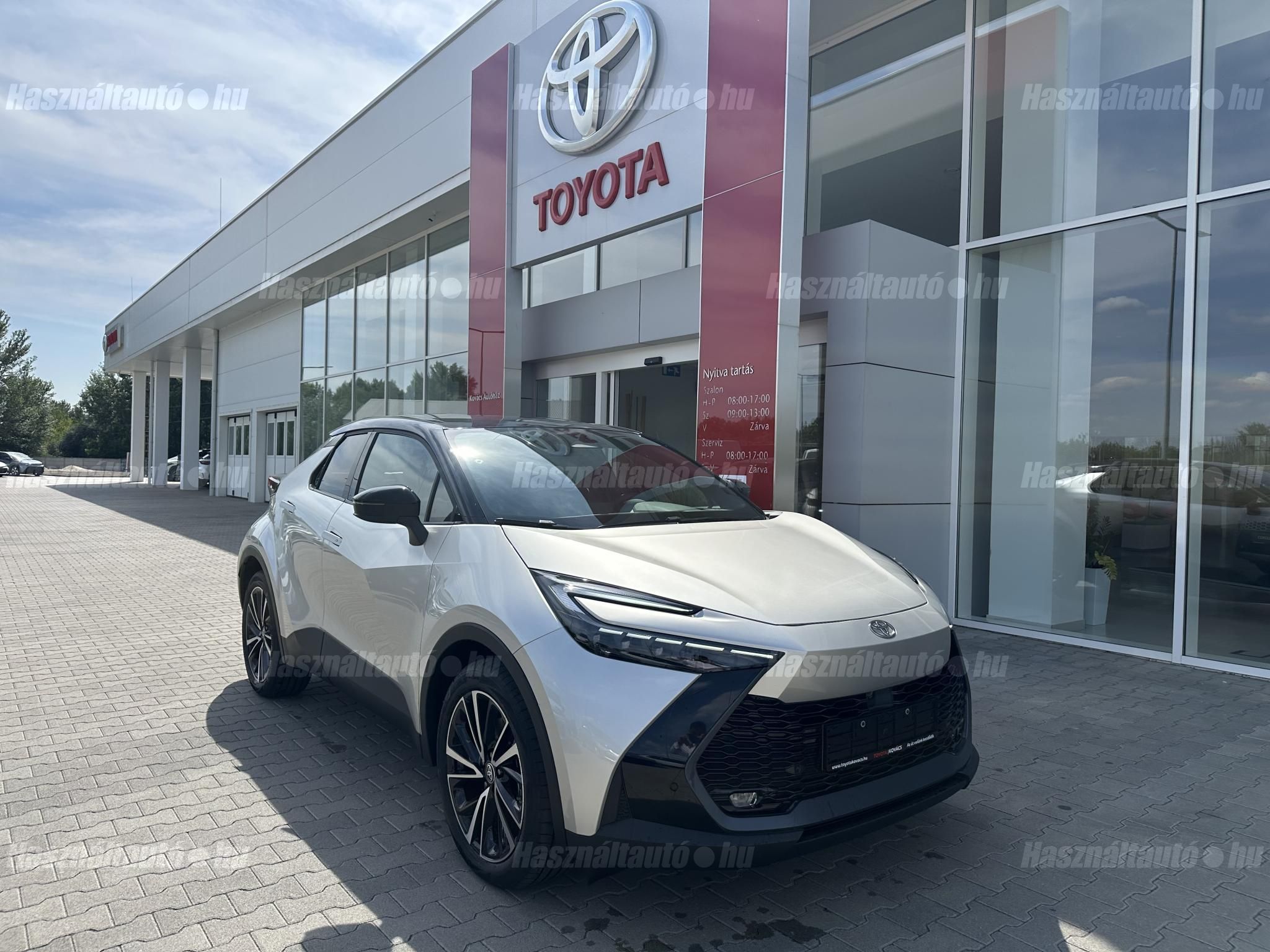 TOYOTA C-HR 2026 - 1