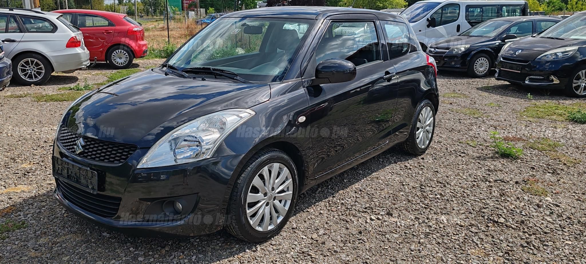 SUZUKI SWIFT 2013/7 - 1