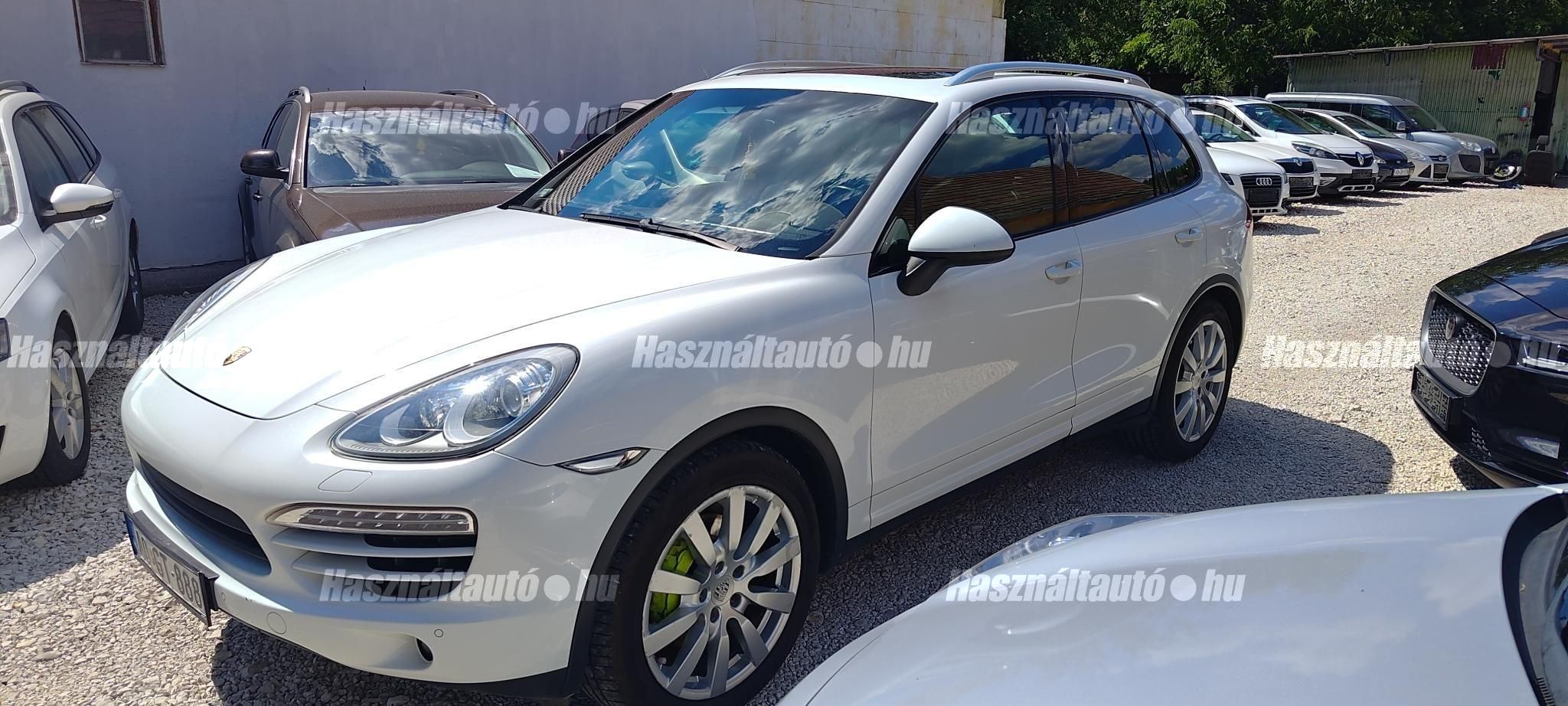 PORSCHE CAYENNE 2014/6 - 1