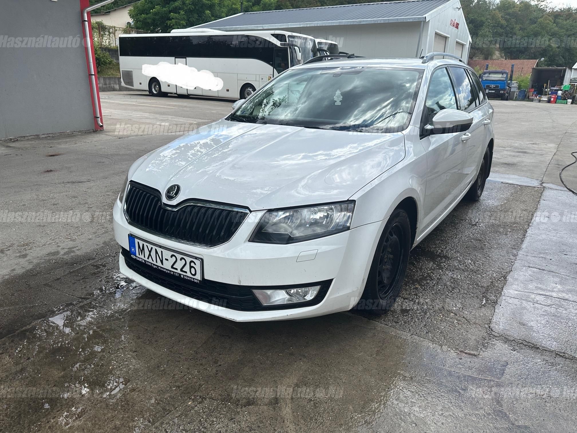SKODA OCTAVIA 2014/12 - 1