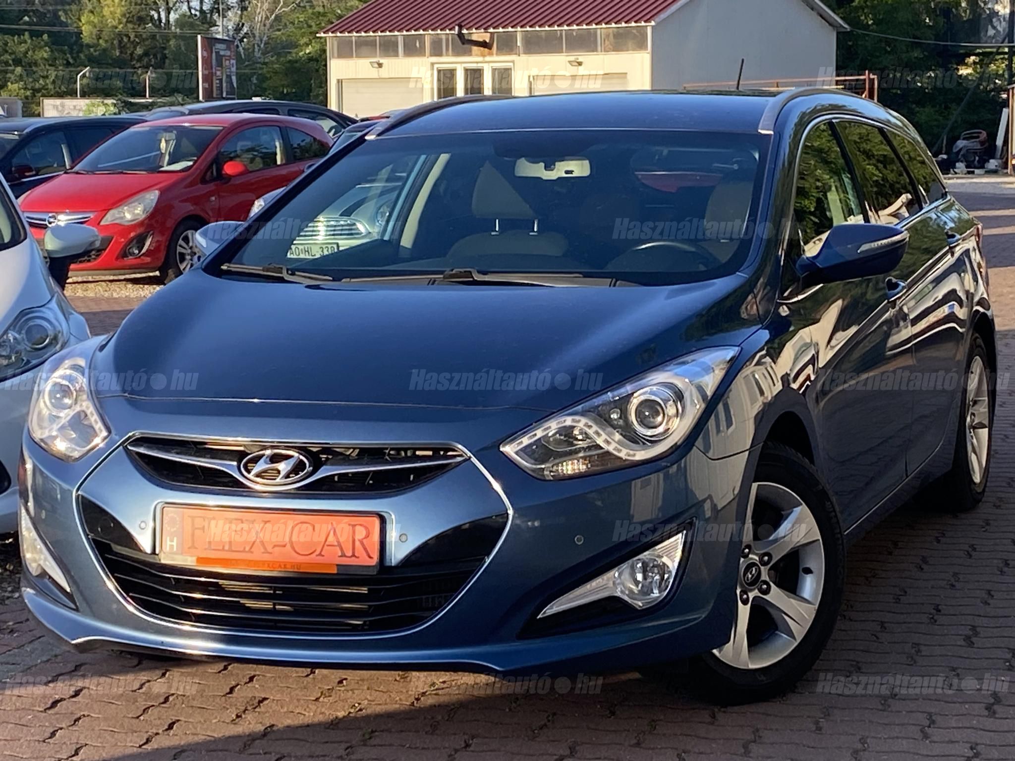 HYUNDAI I40 2012/3 - 1