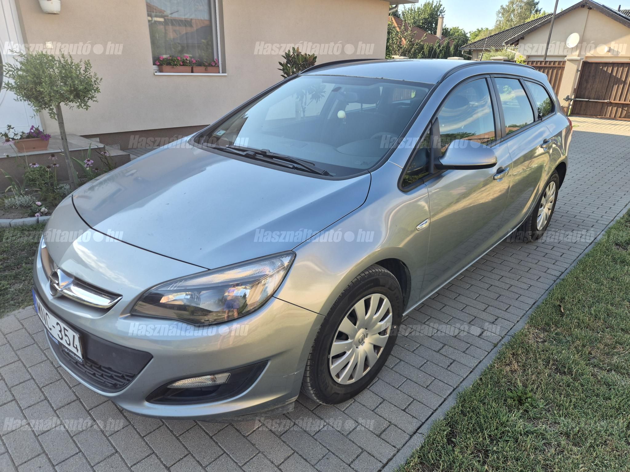 OPEL ASTRA J 2013/12 - 1