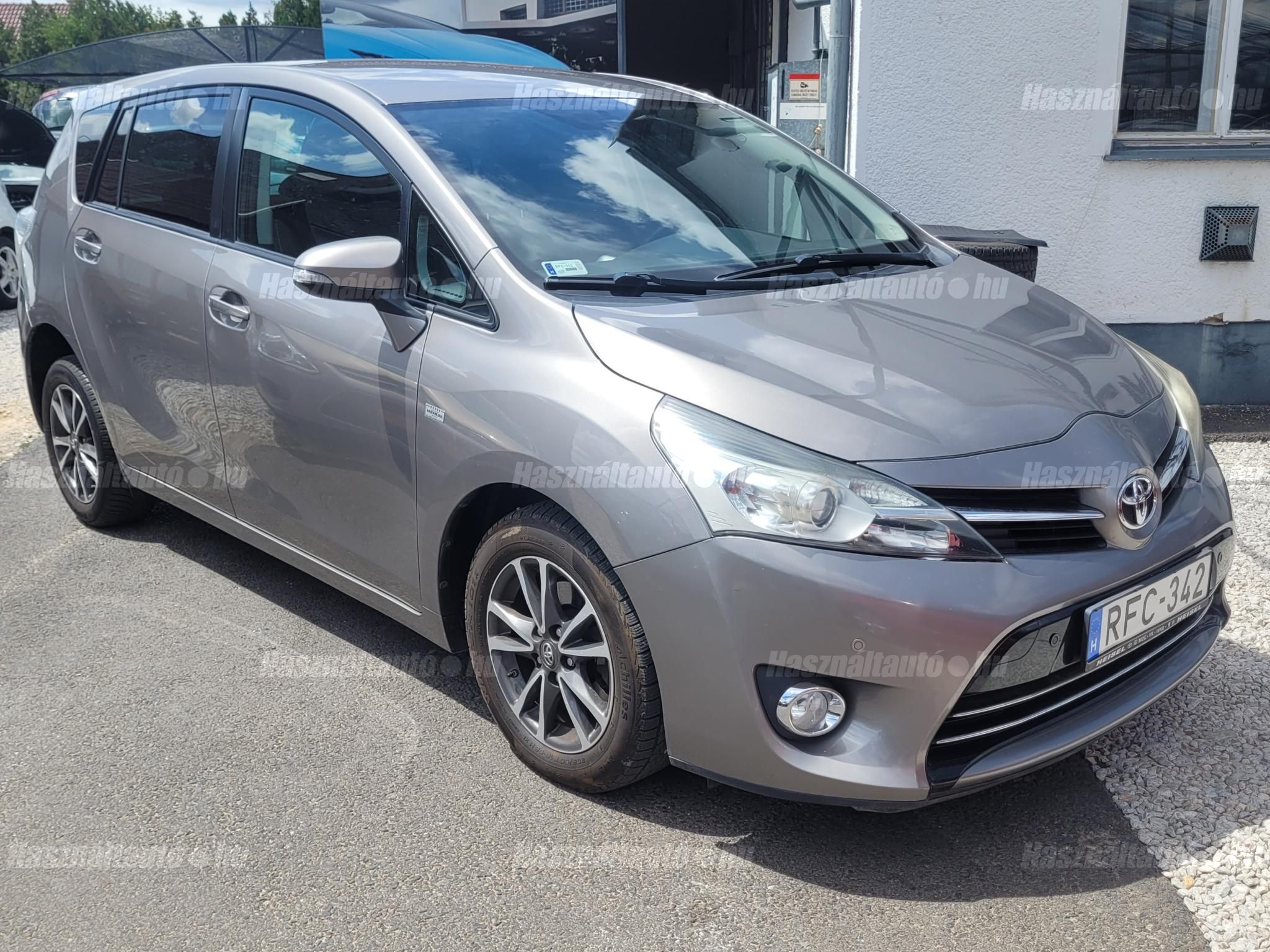TOYOTA VERSO 2014/7 - 1