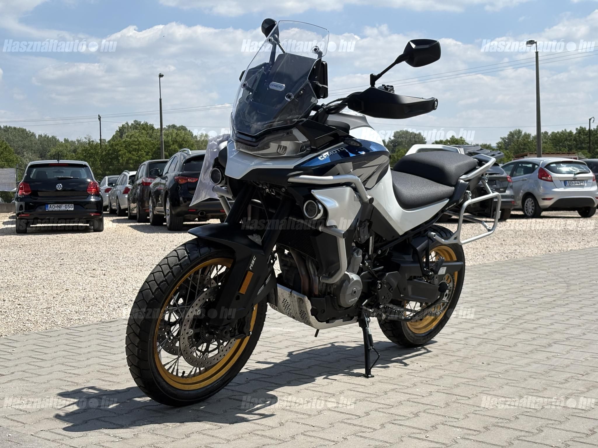 CFMOTO 800 MT 2025 - 1