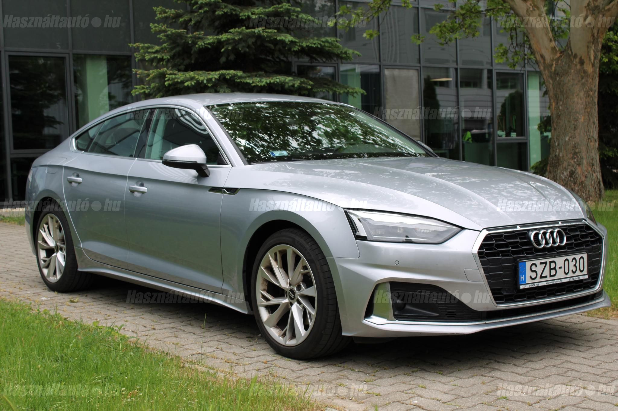 AUDI A5 2021/11 - 1