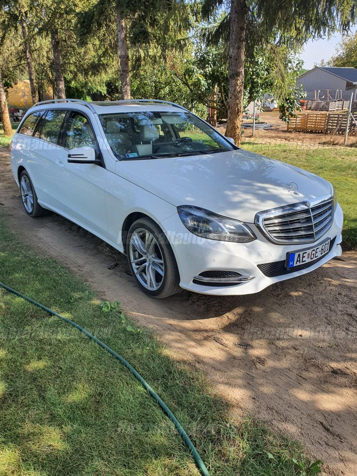 MERCEDES-BENZ E 200 2013/12 - 1