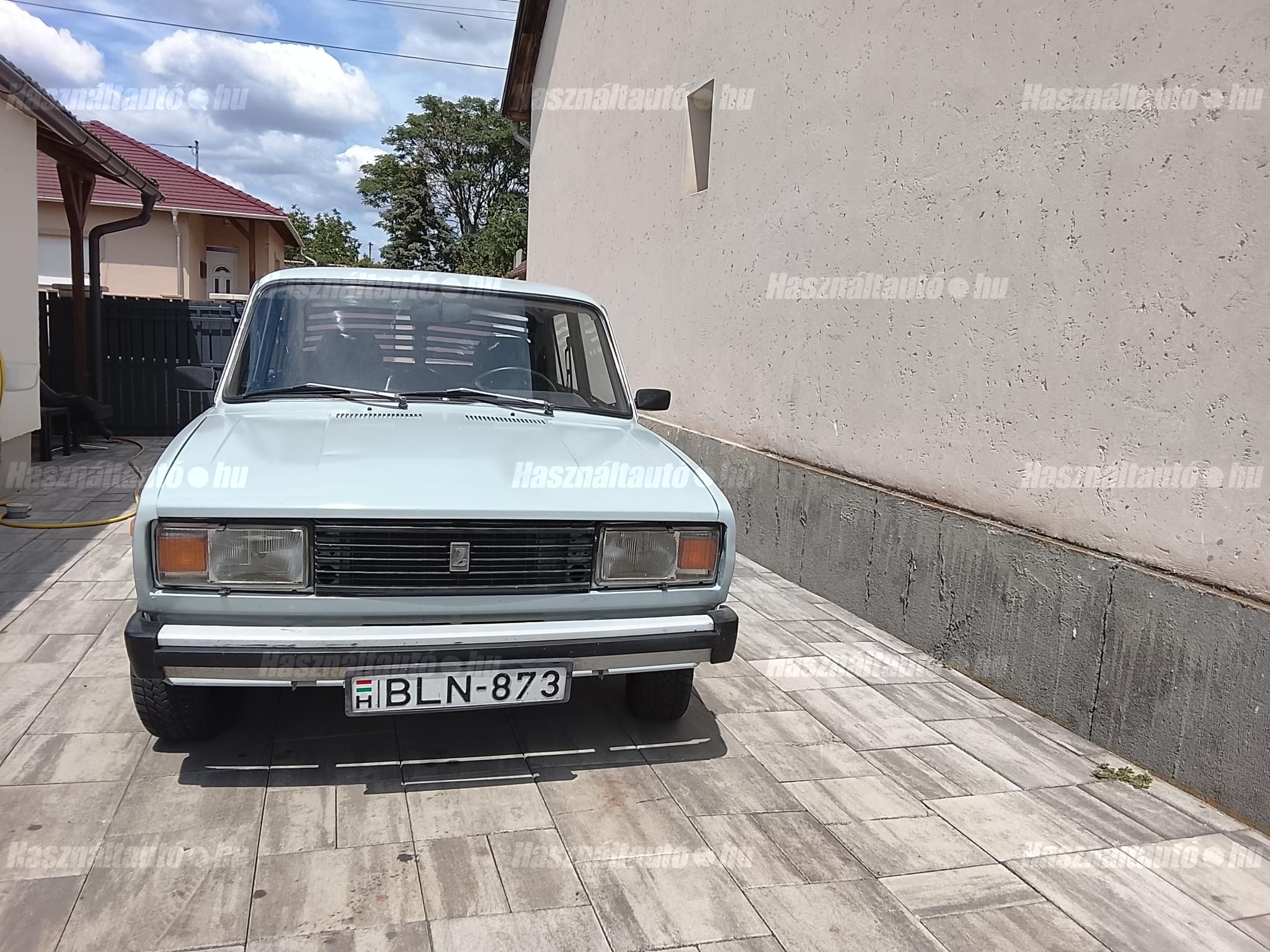 LADA 2105 1990 - 1