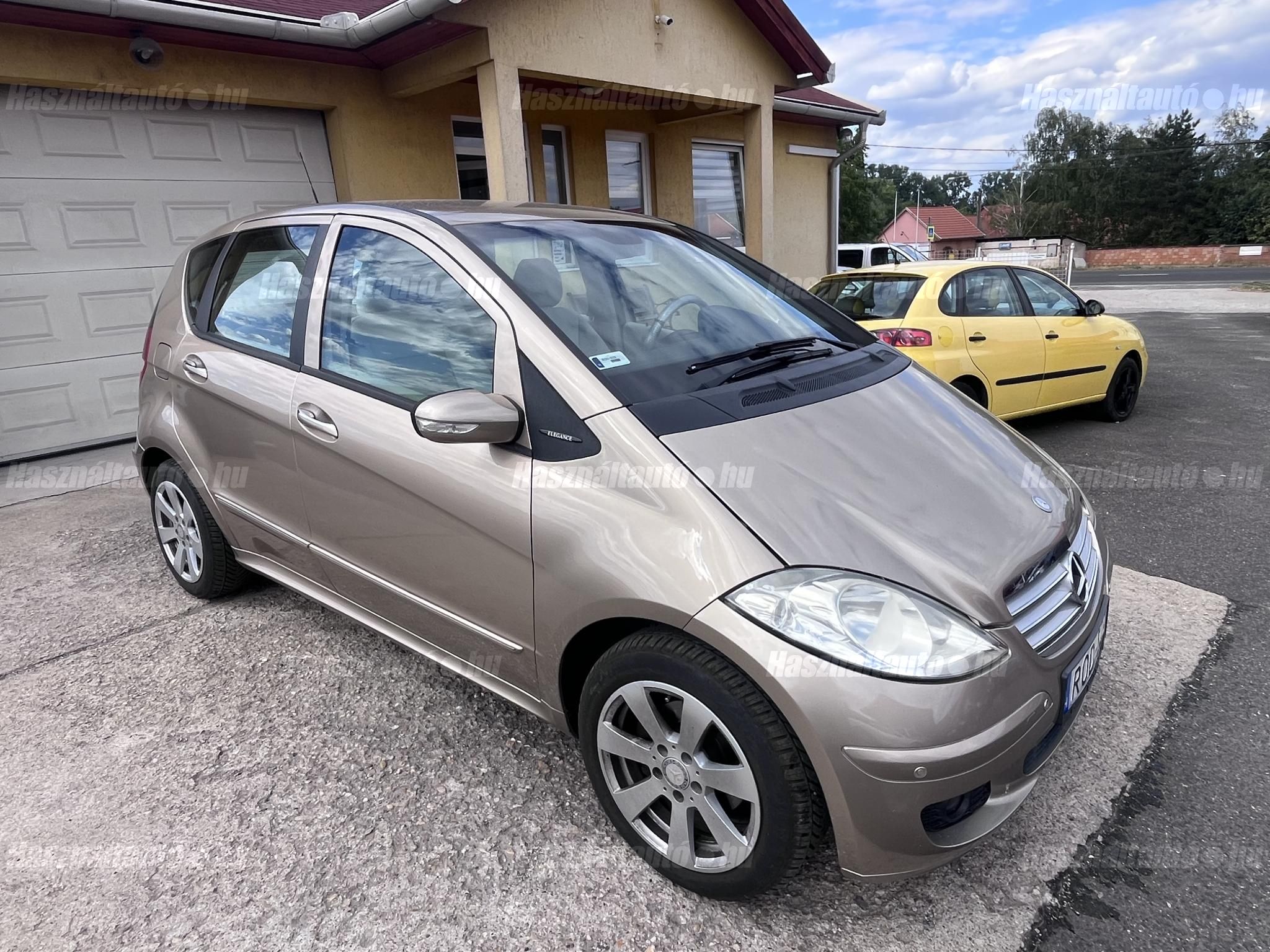 MERCEDES-BENZ A 150 2008/2 - 1