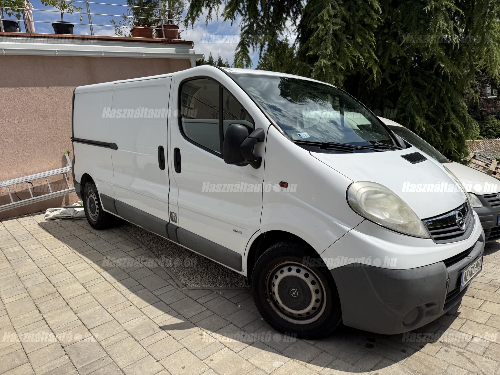 OPEL VIVARO 2014/4 - 1
