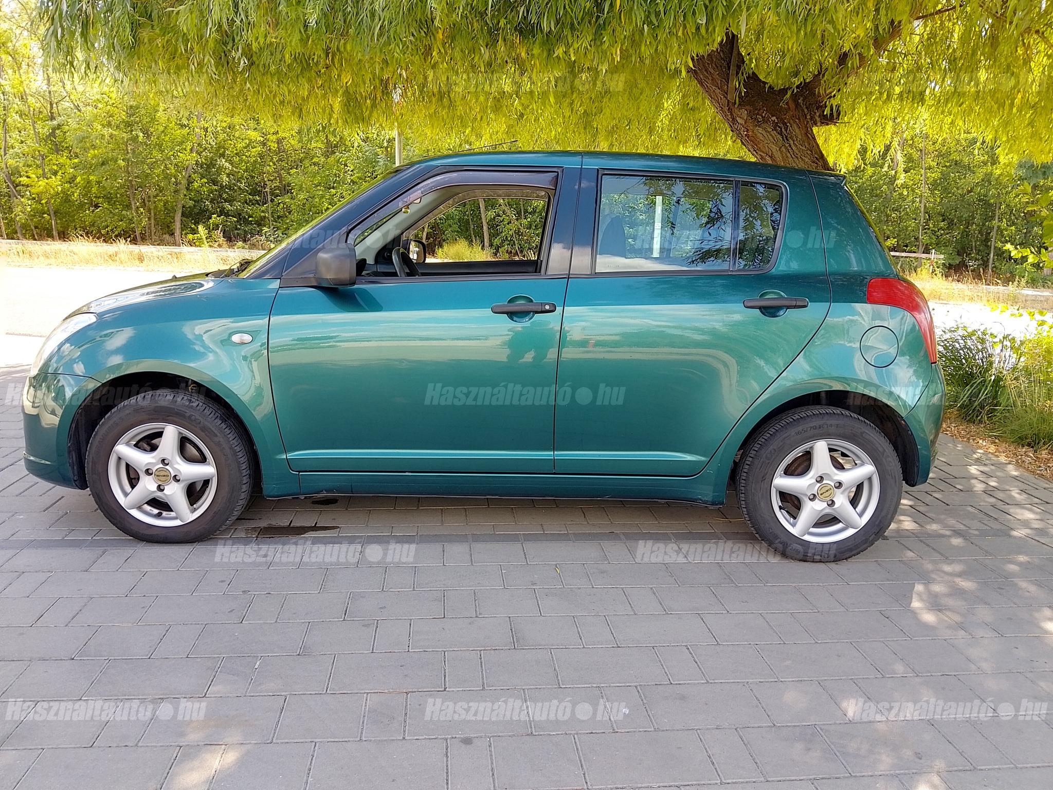 SUZUKI SWIFT 2005/11 - 1