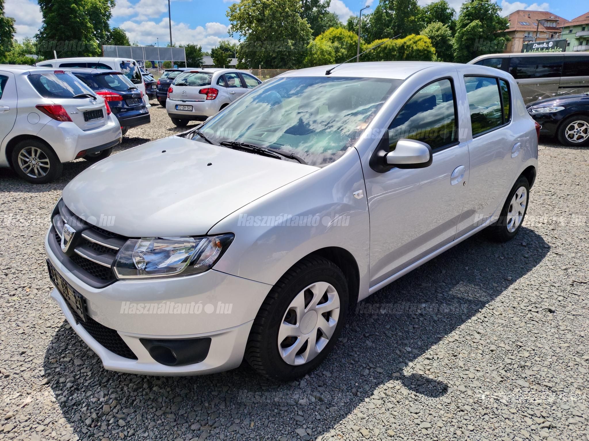 DACIA SANDERO 2014/1 - 1