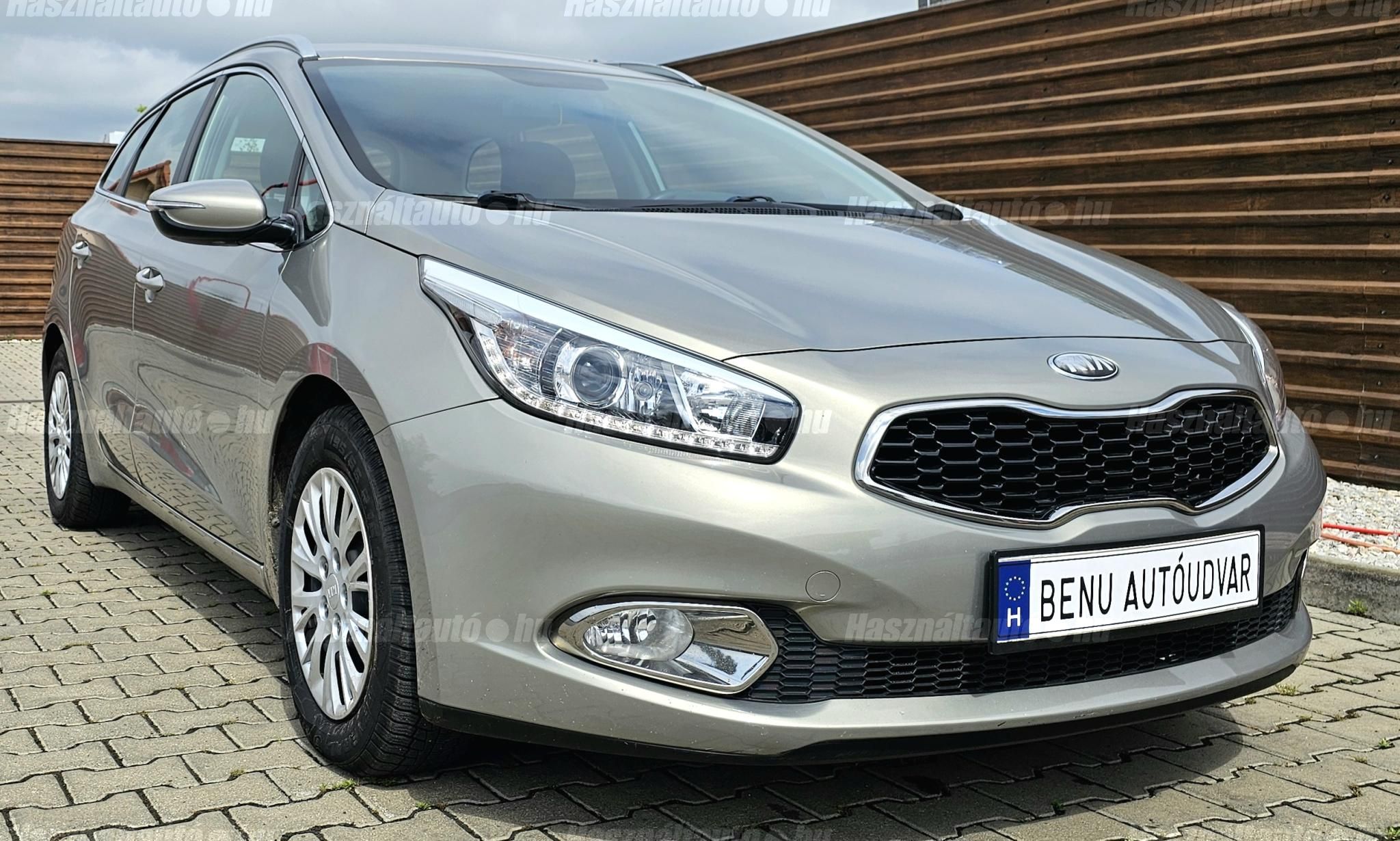 KIA CEE'D 2014/1 - 1