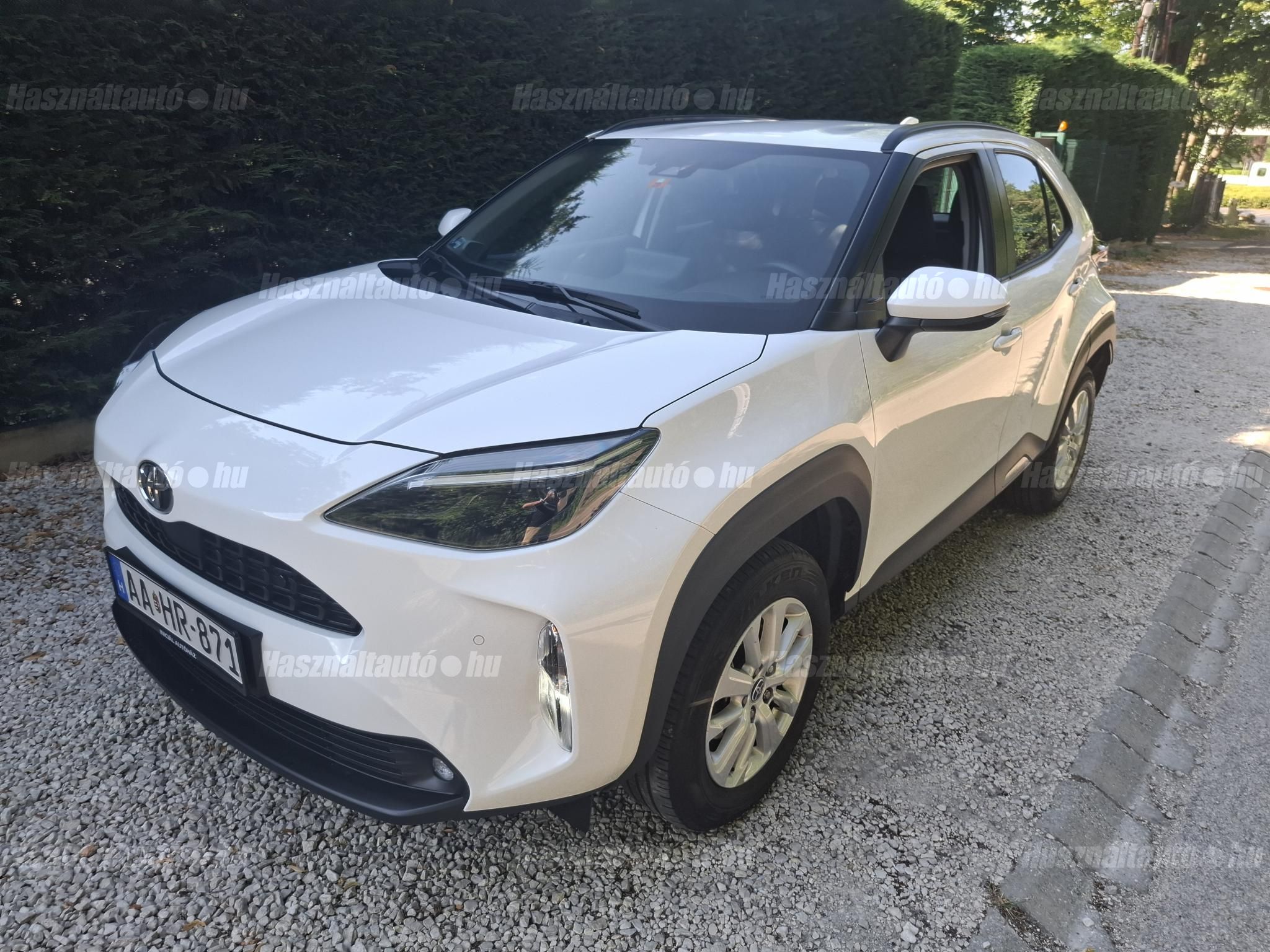 TOYOTA YARIS CROSS 2022/12 - 1