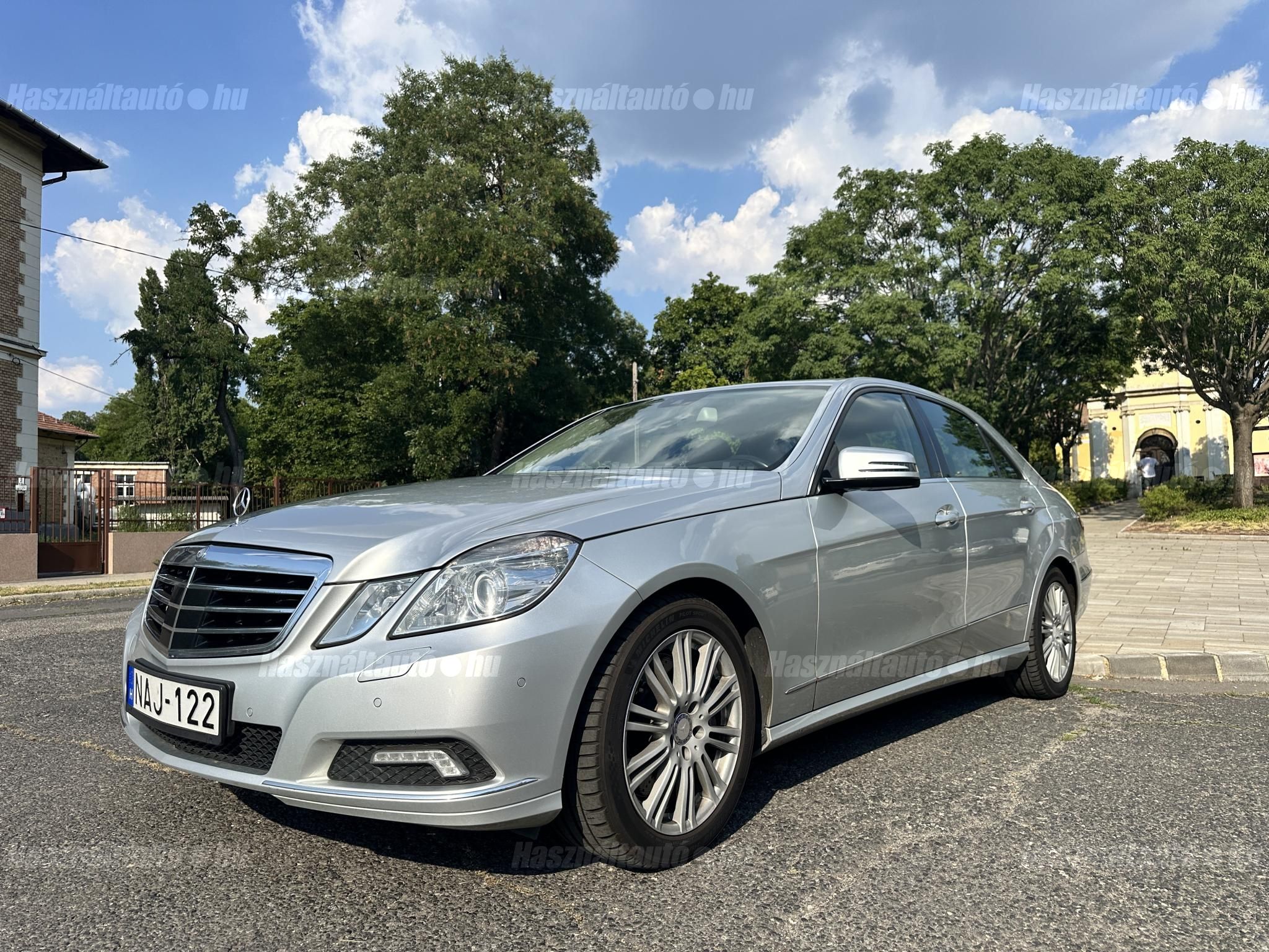 MERCEDES-BENZ E 500 2010/1 - 1