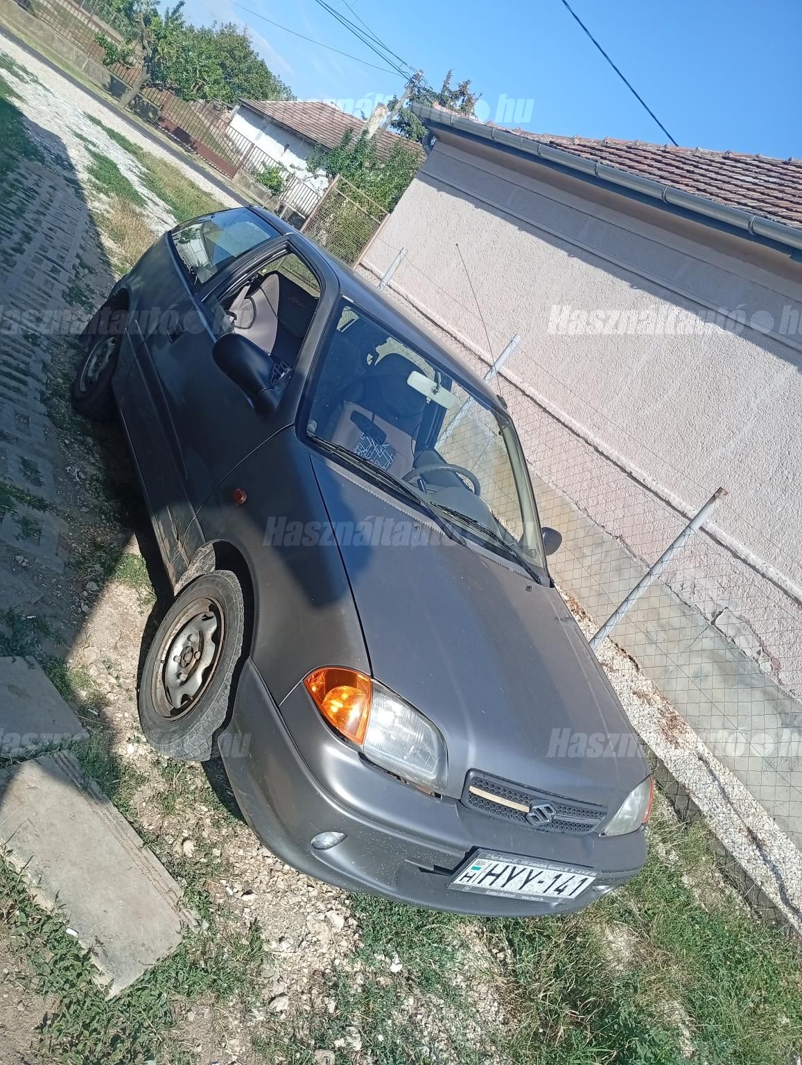 SUZUKI SWIFT 2002/10 - 1