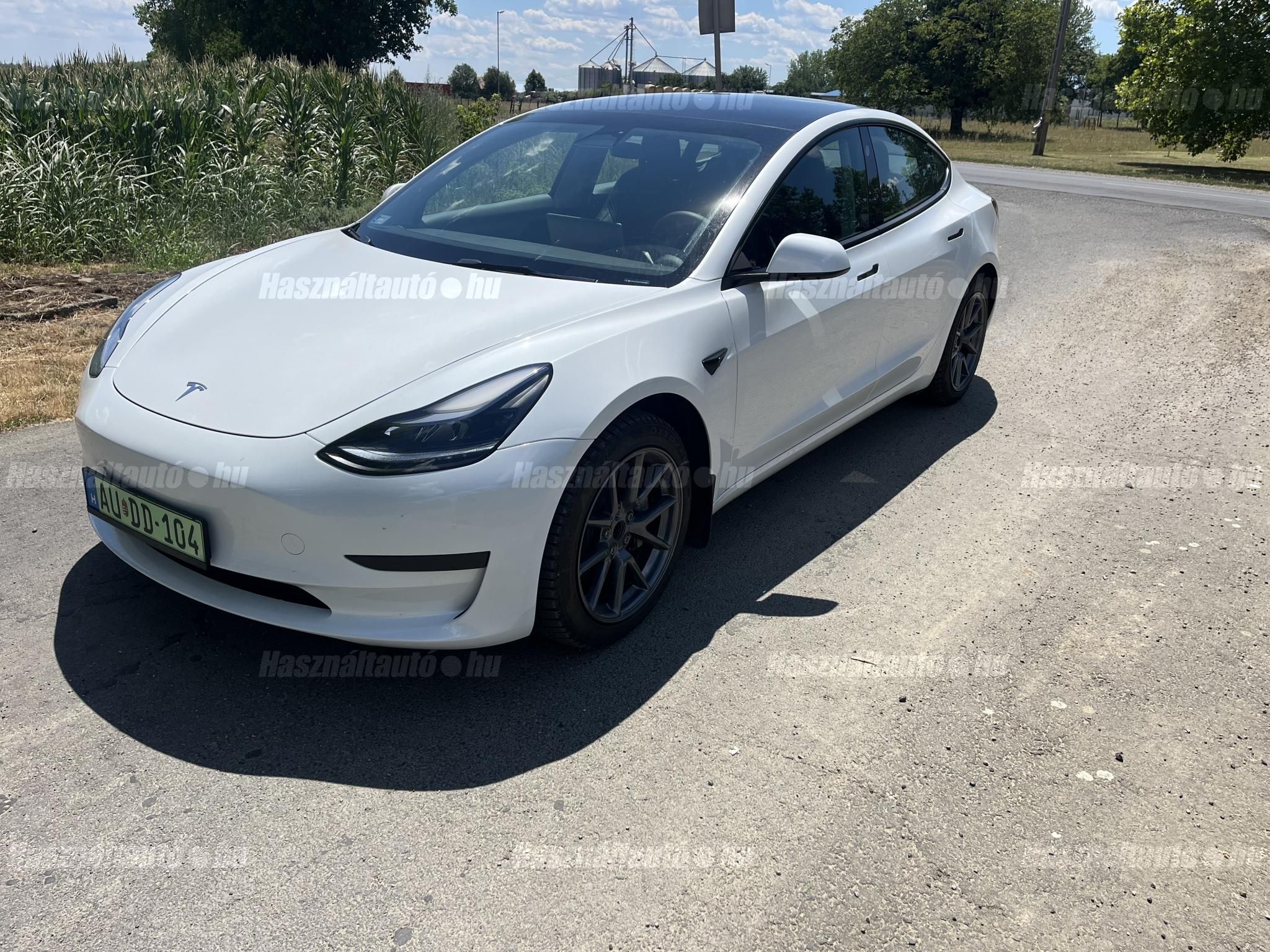 TESLA MODEL 3 2022/10 - 1