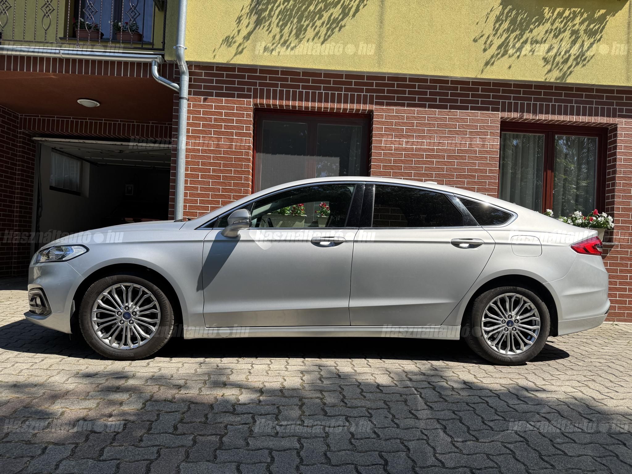 FORD MONDEO 2020/9 - 1