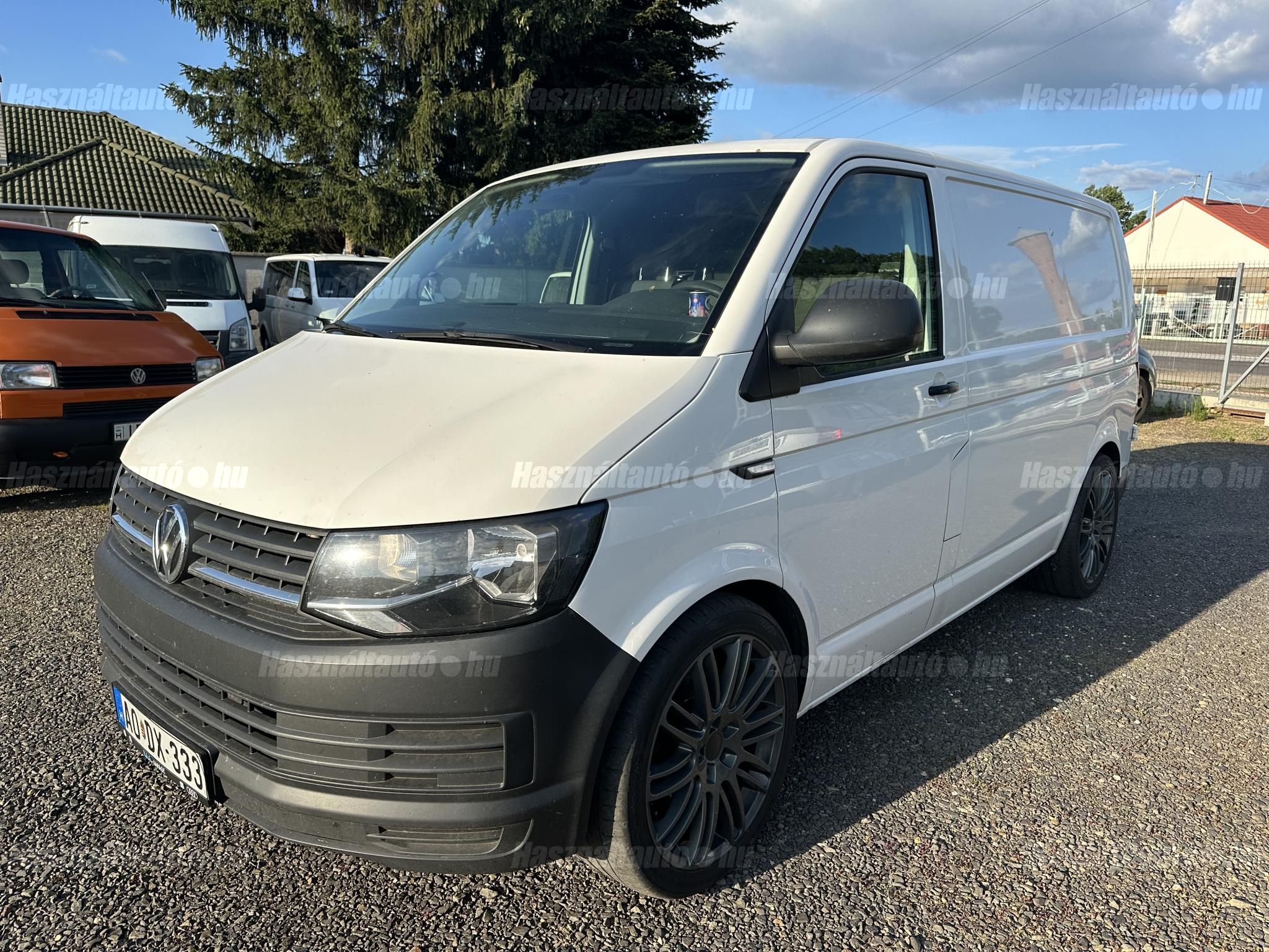 VOLKSWAGEN TRANSPORTER T6 2016 - 1