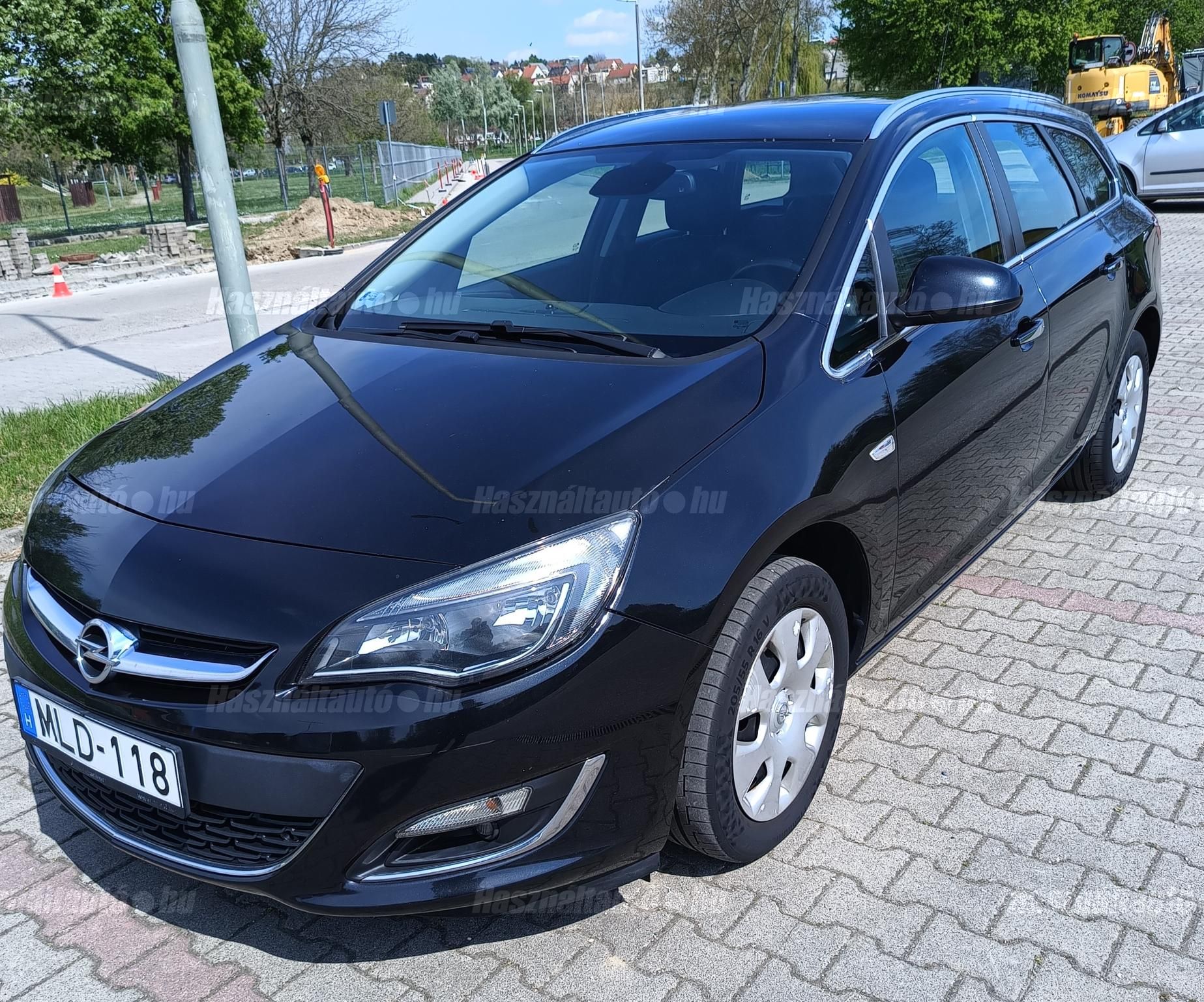 OPEL ASTRA J 2013/7 - 1