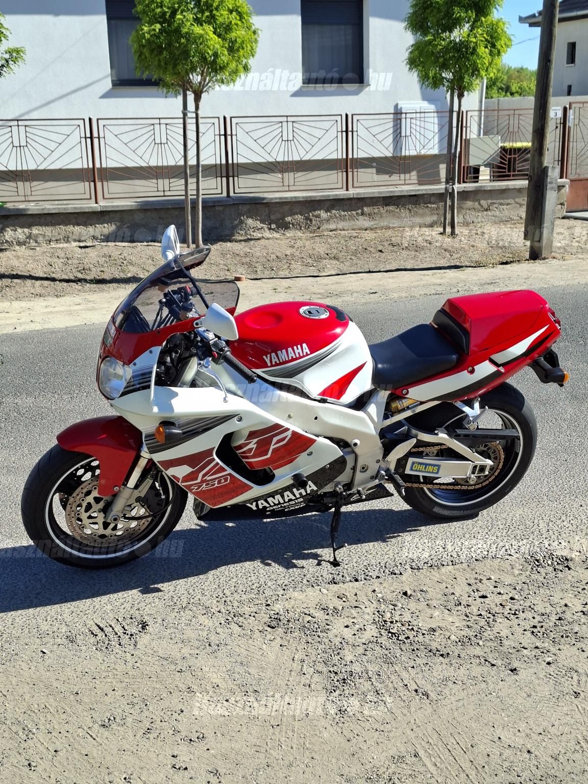 YAMAHA YZF 750 R 1996/4 - 1