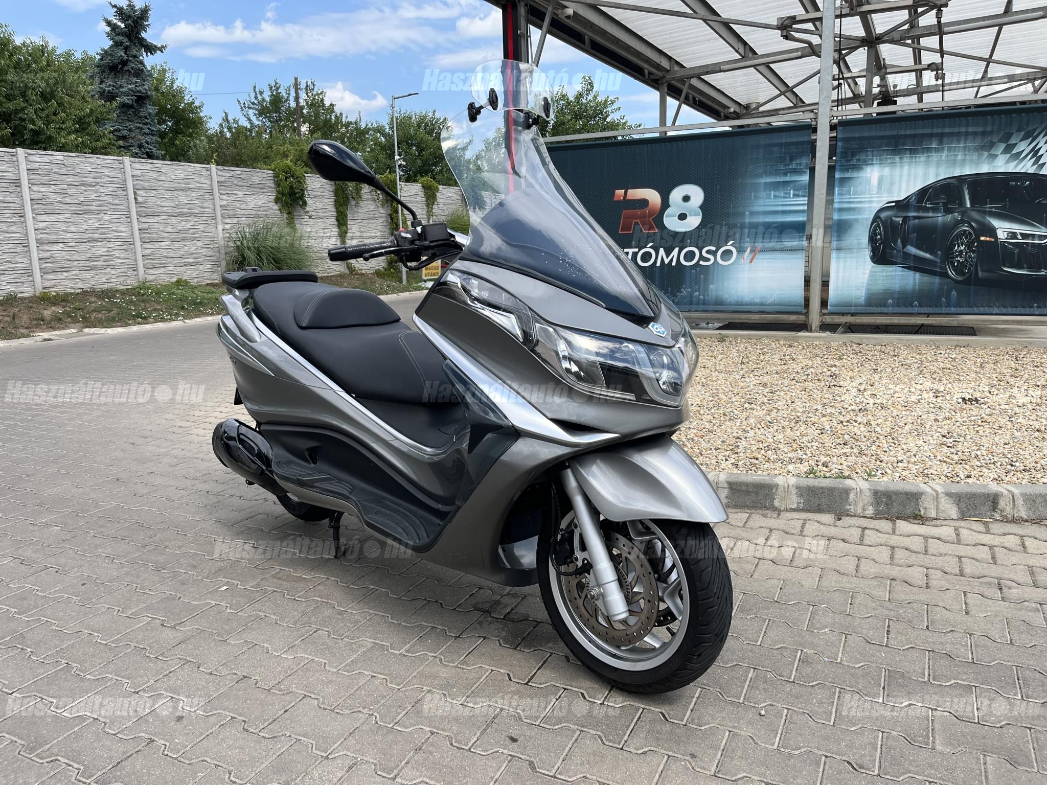 PIAGGIO X 10 350 2013/3 - 1