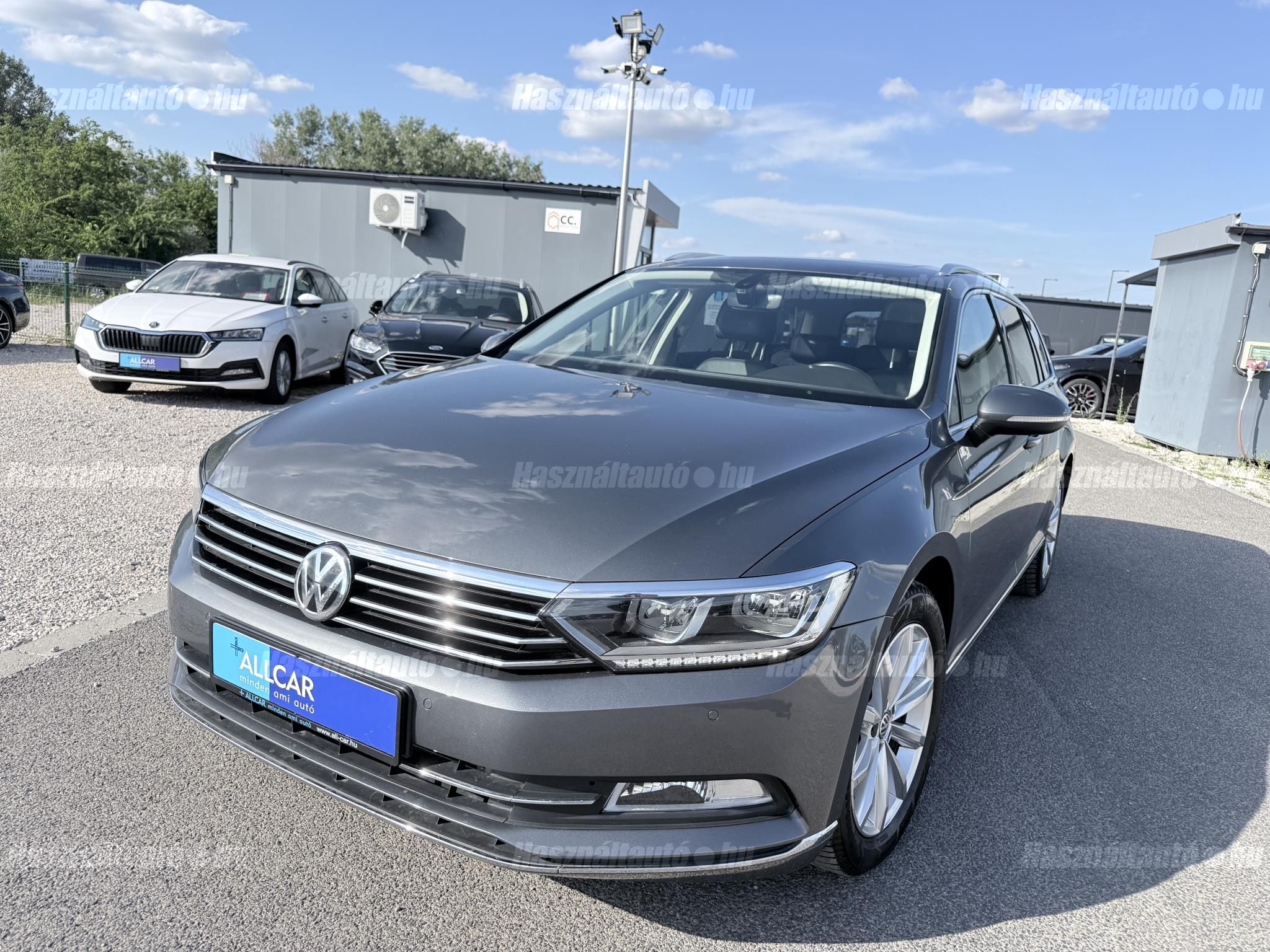 VOLKSWAGEN PASSAT VIII 2016/3 - 1