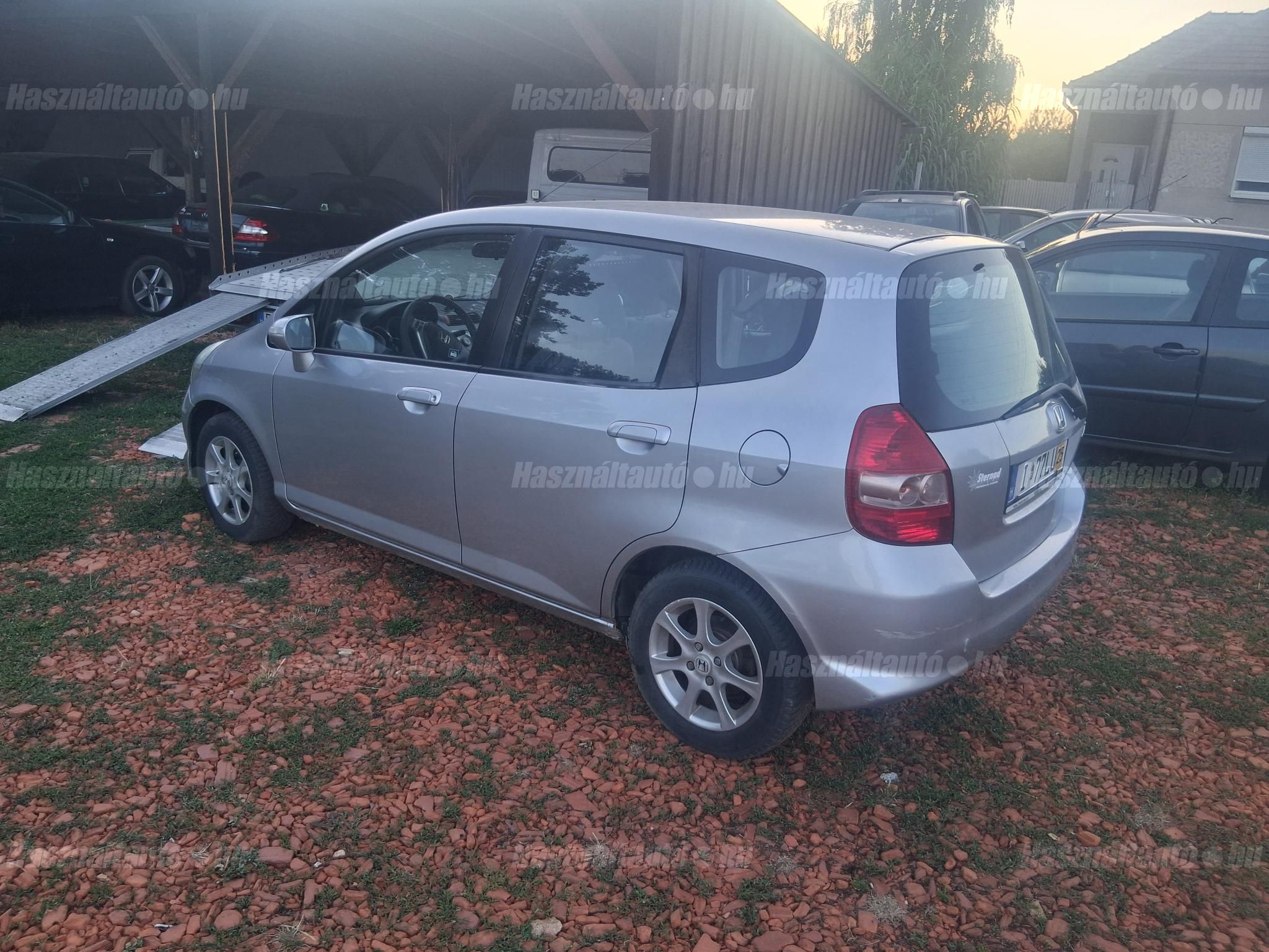 HONDA JAZZ 2005/9 - 1