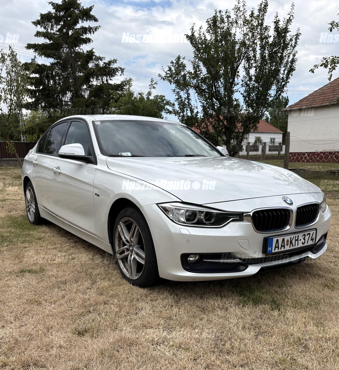 BMW 318 2014 - 1