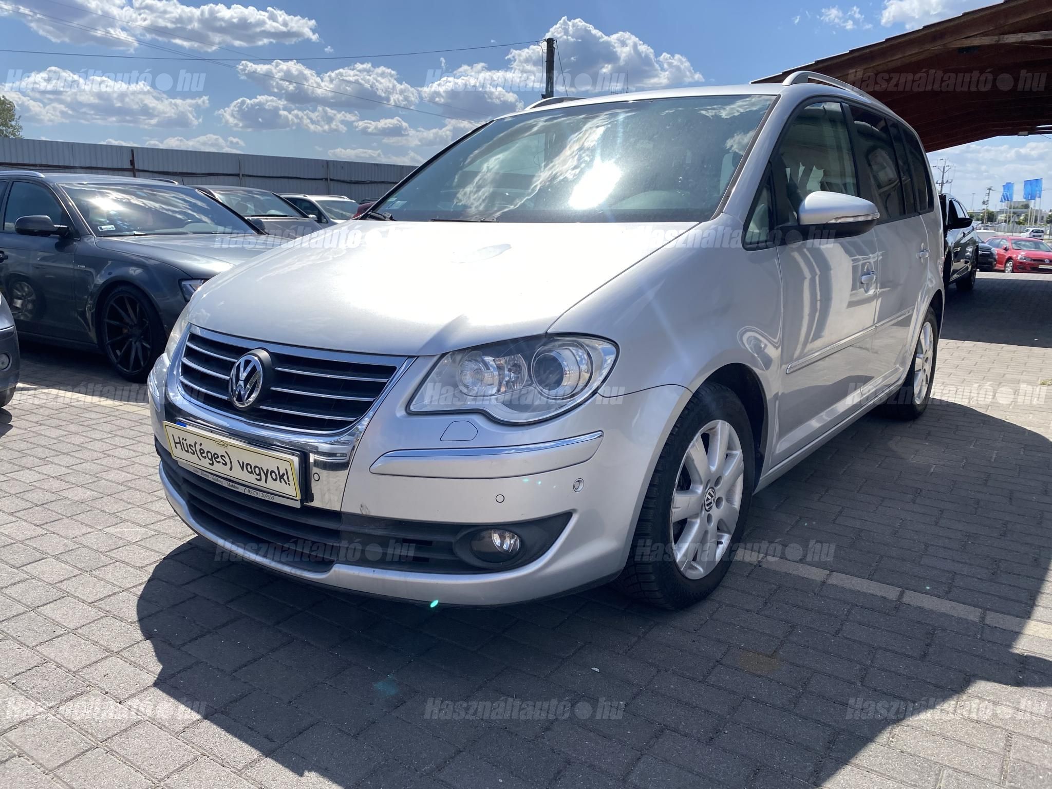 VOLKSWAGEN TOURAN 2009/12 - 1