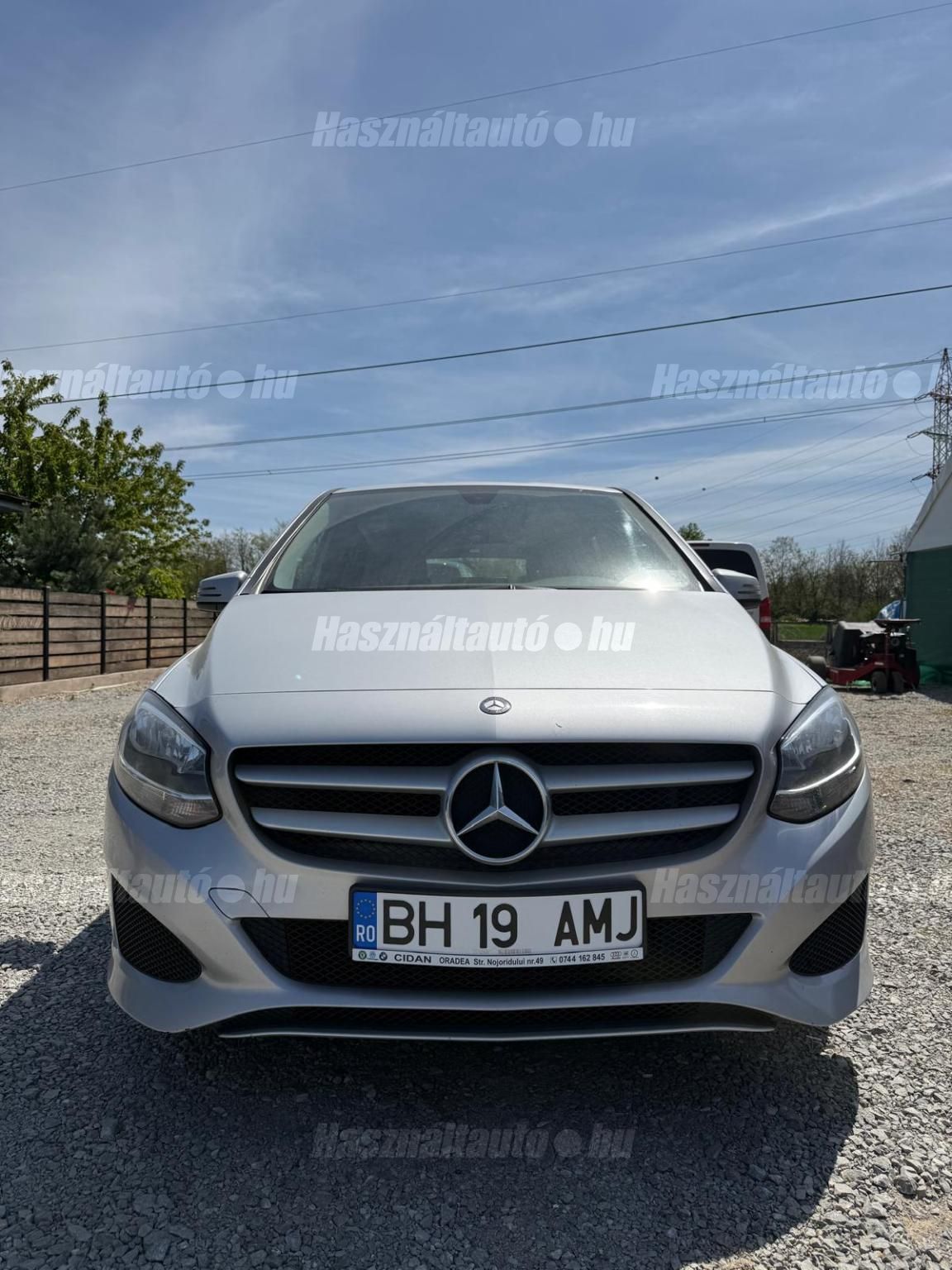 MERCEDES-BENZ B 160 2015/9 - 1
