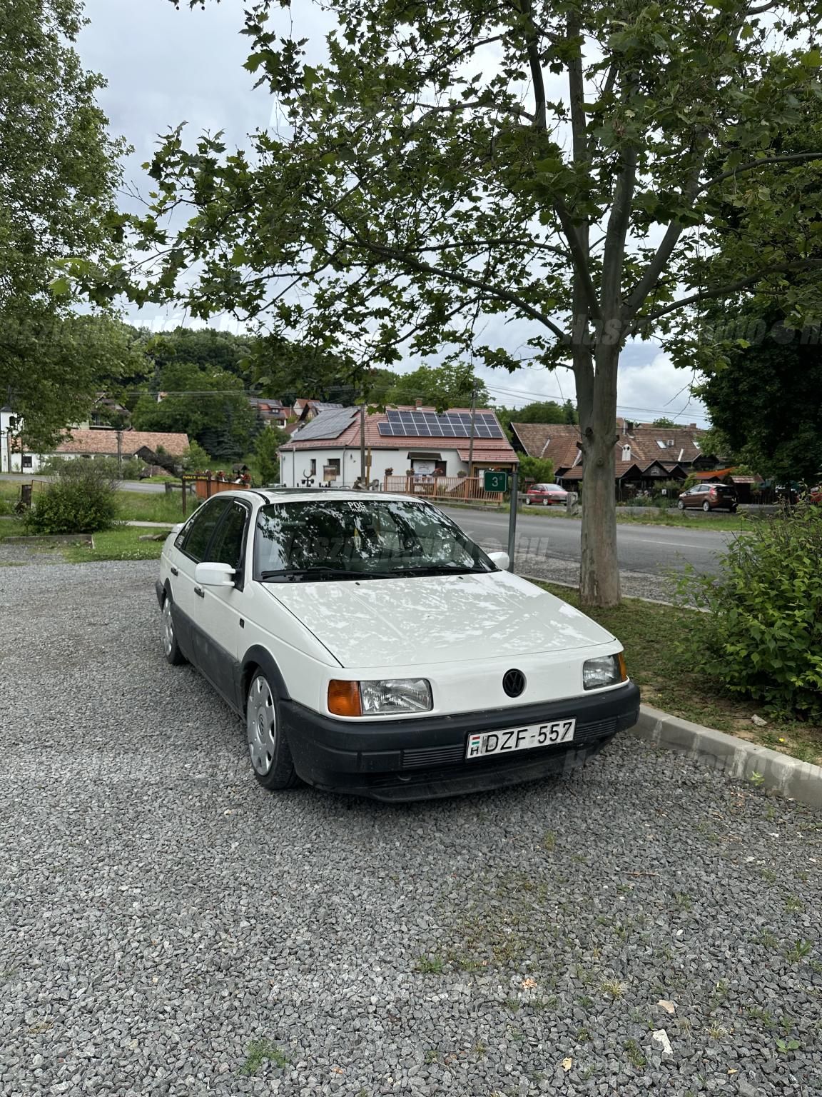 VOLKSWAGEN PASSAT III 1991/4 - 1