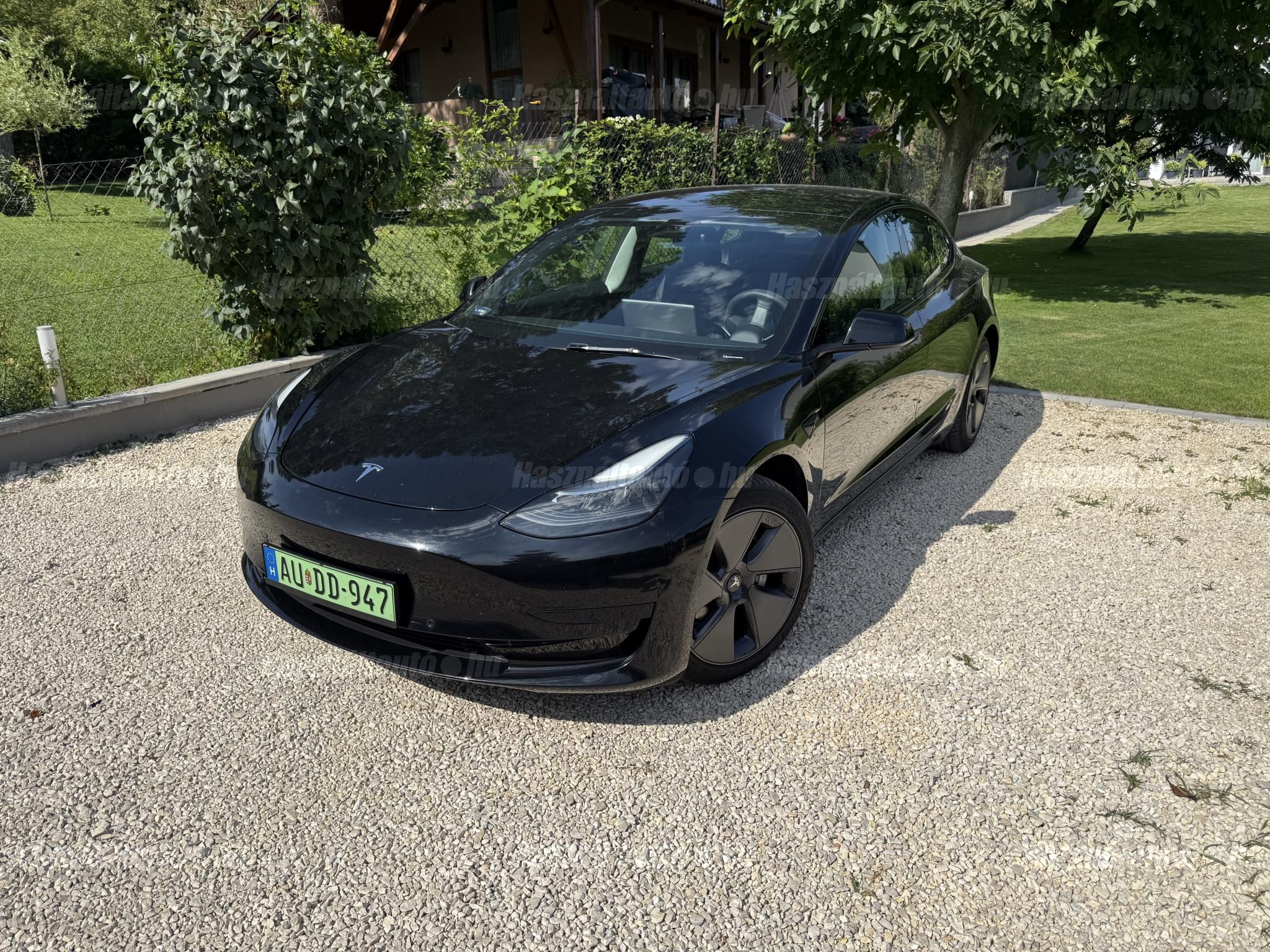 TESLA MODEL 3 2021/6 - 1