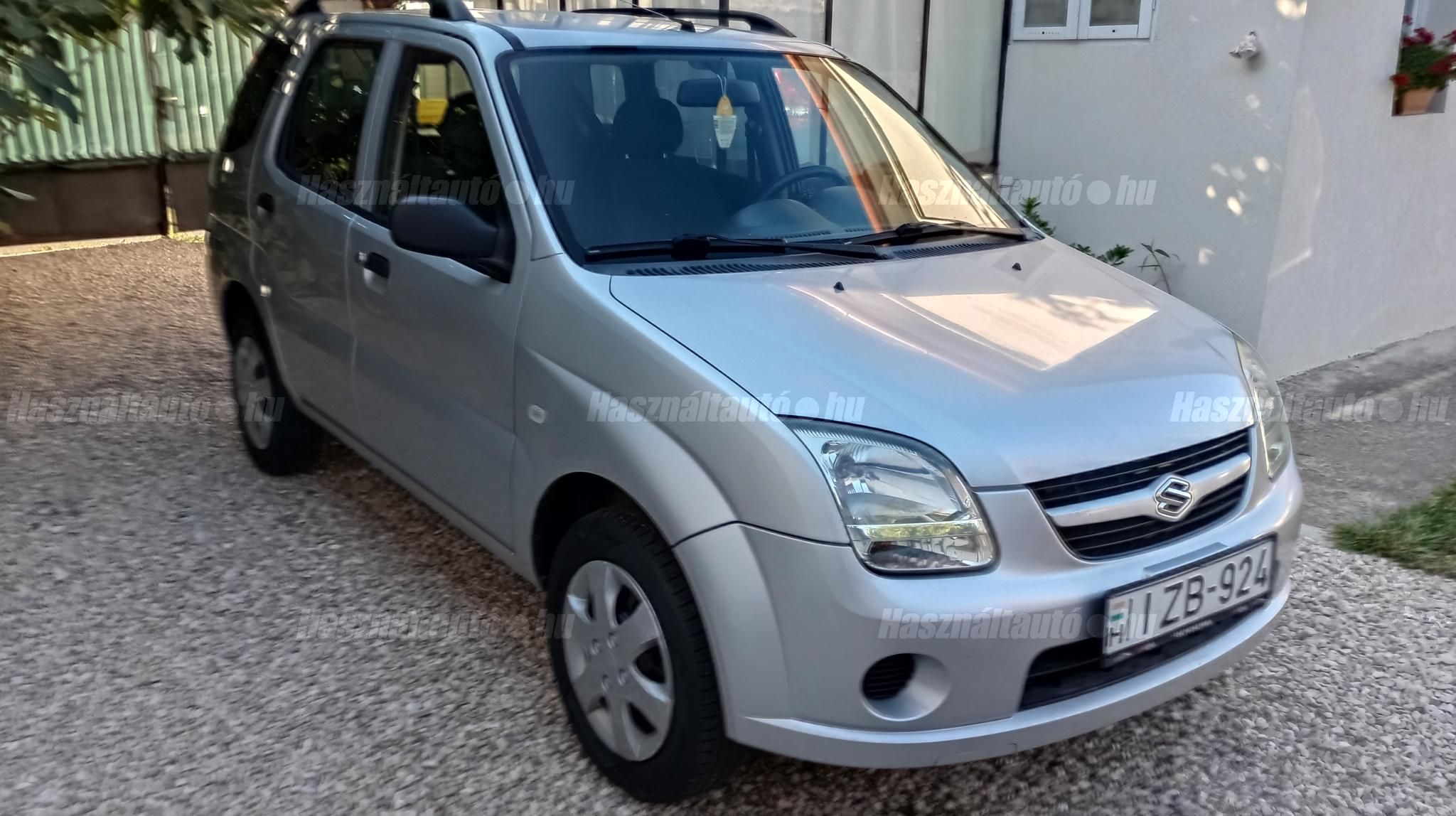 SUZUKI IGNIS 2004 - 1