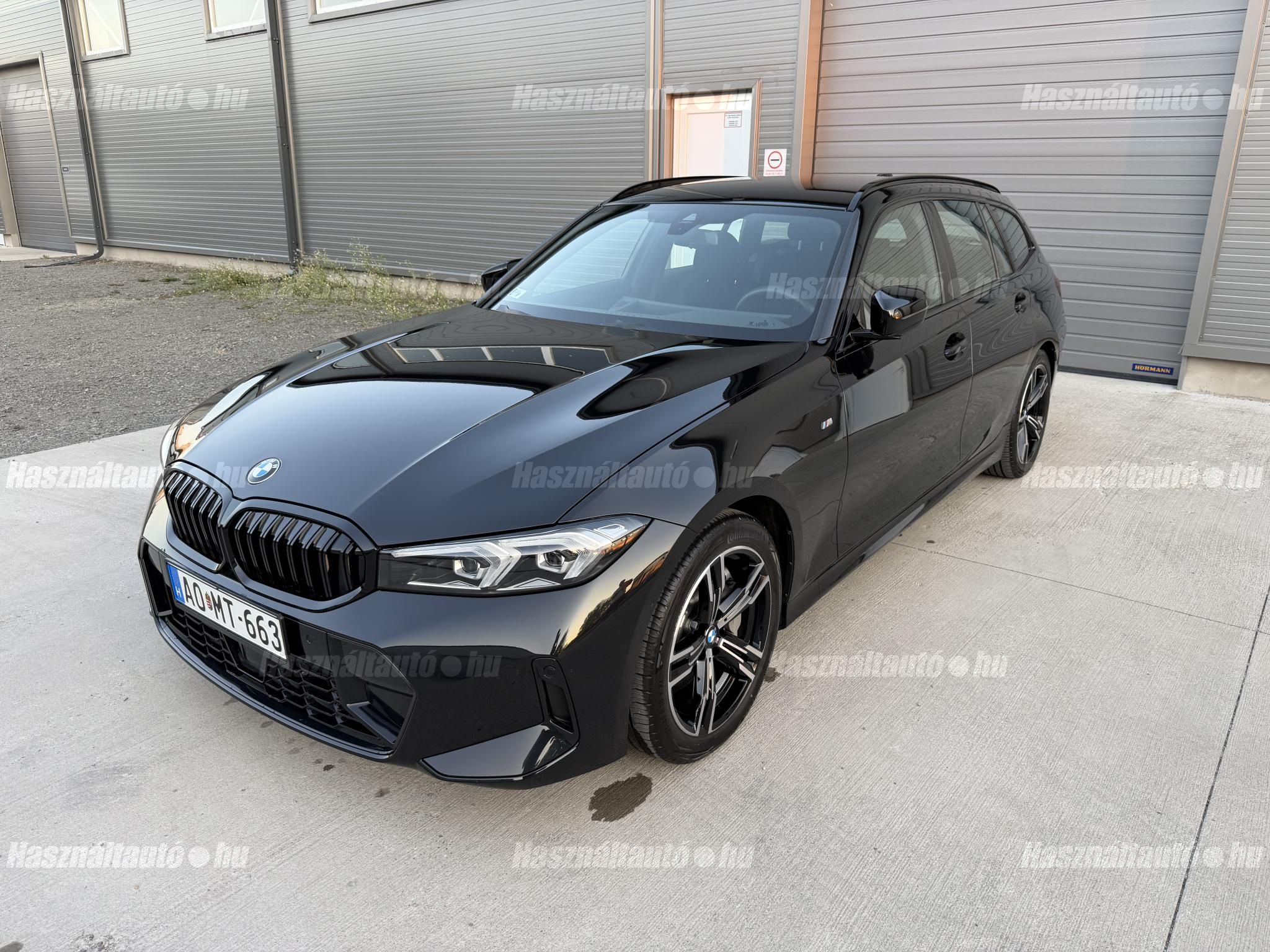 BMW 330 2025/6 - 1