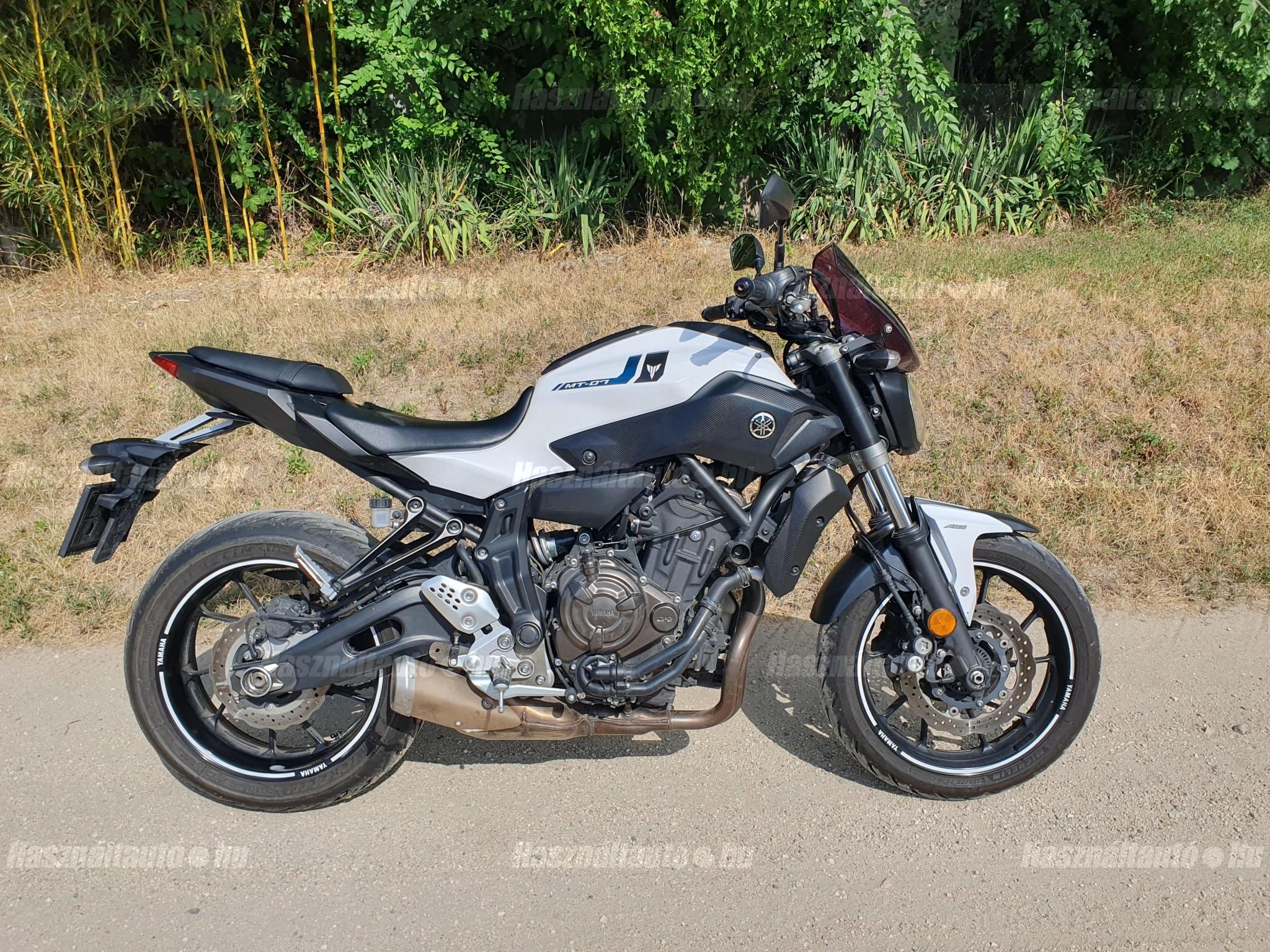 YAMAHA MT-07 2017/7 - 1