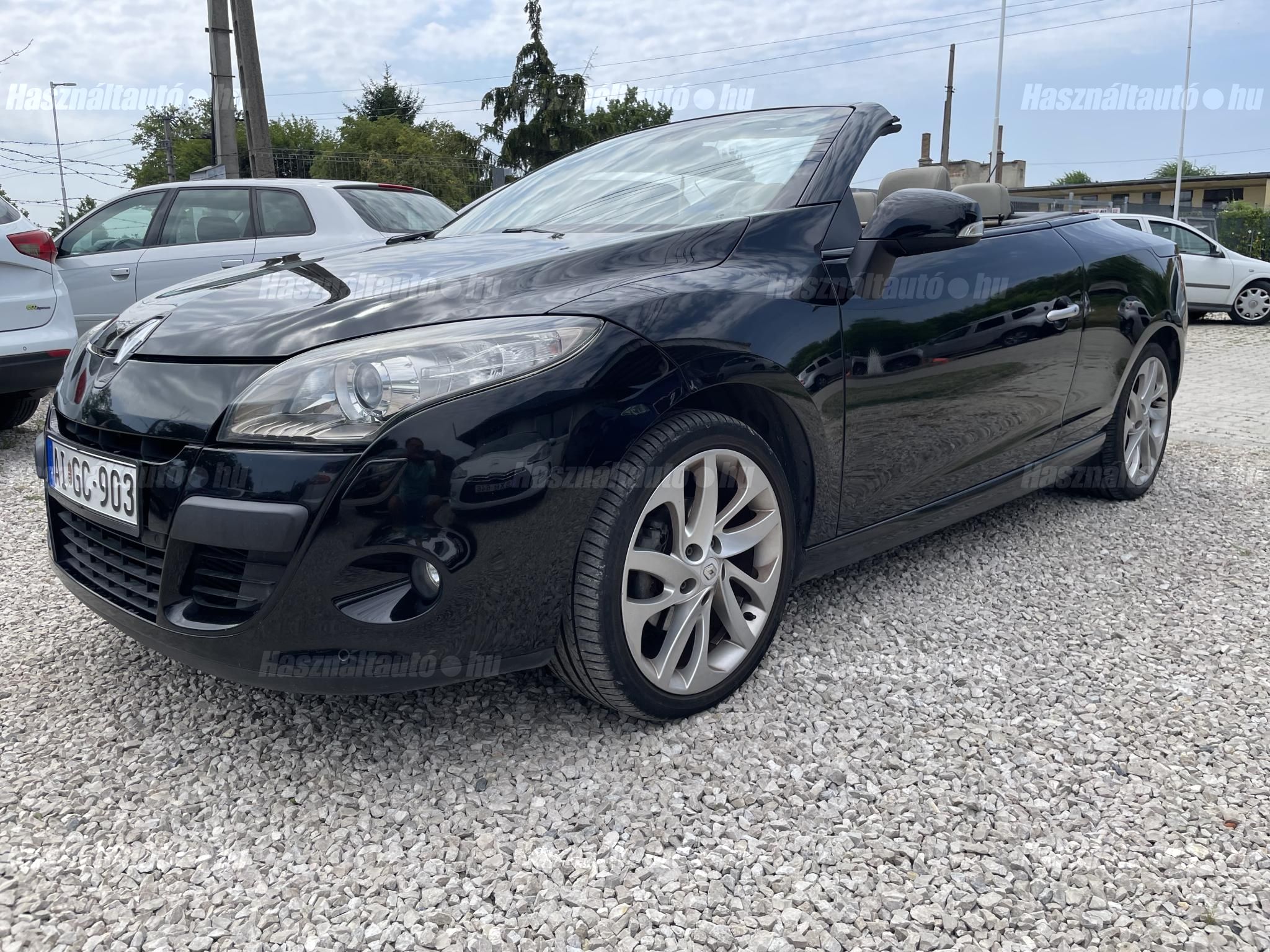 RENAULT MEGANE 2012/4 - 1