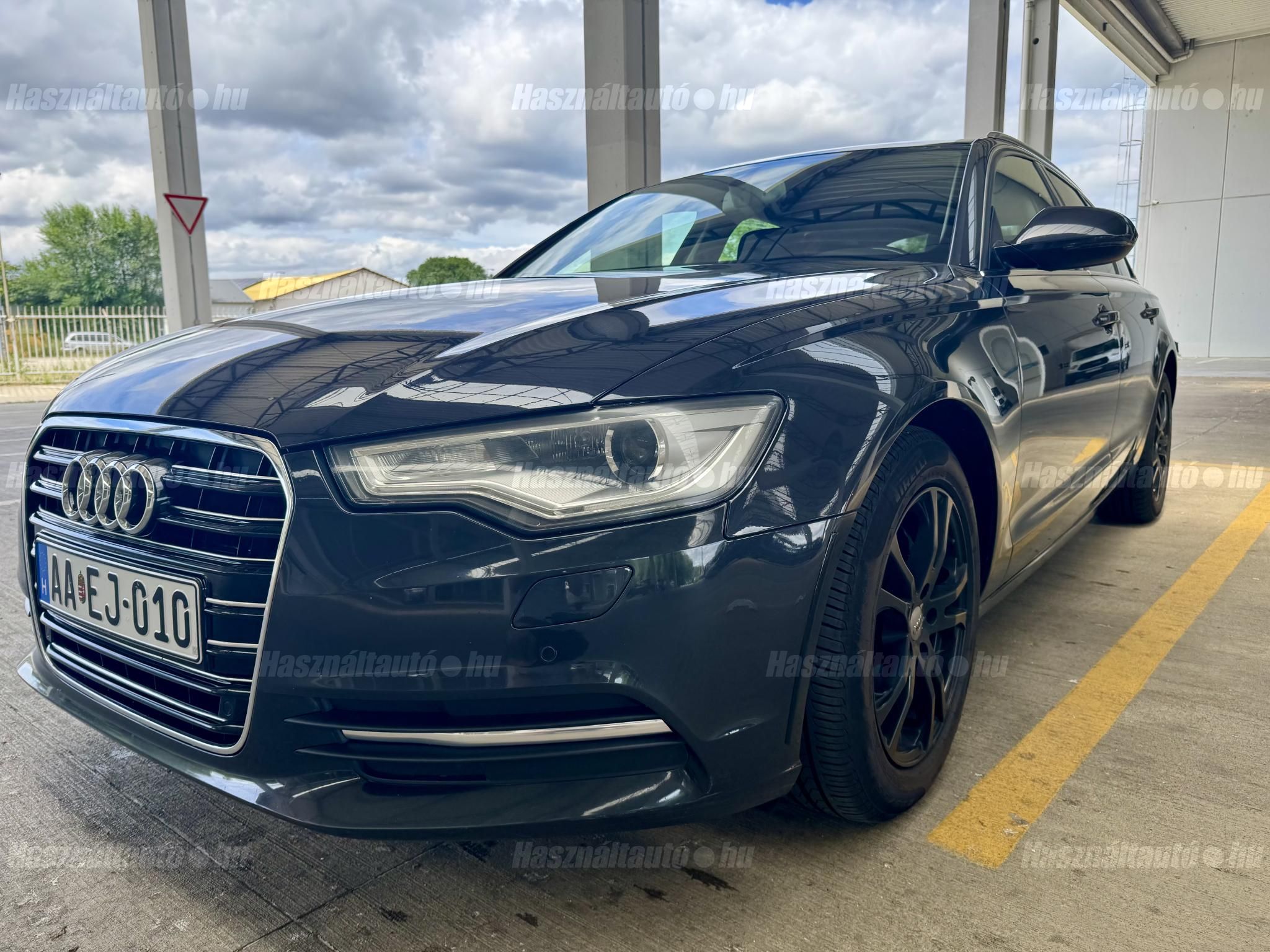 AUDI A6 2012 - 1