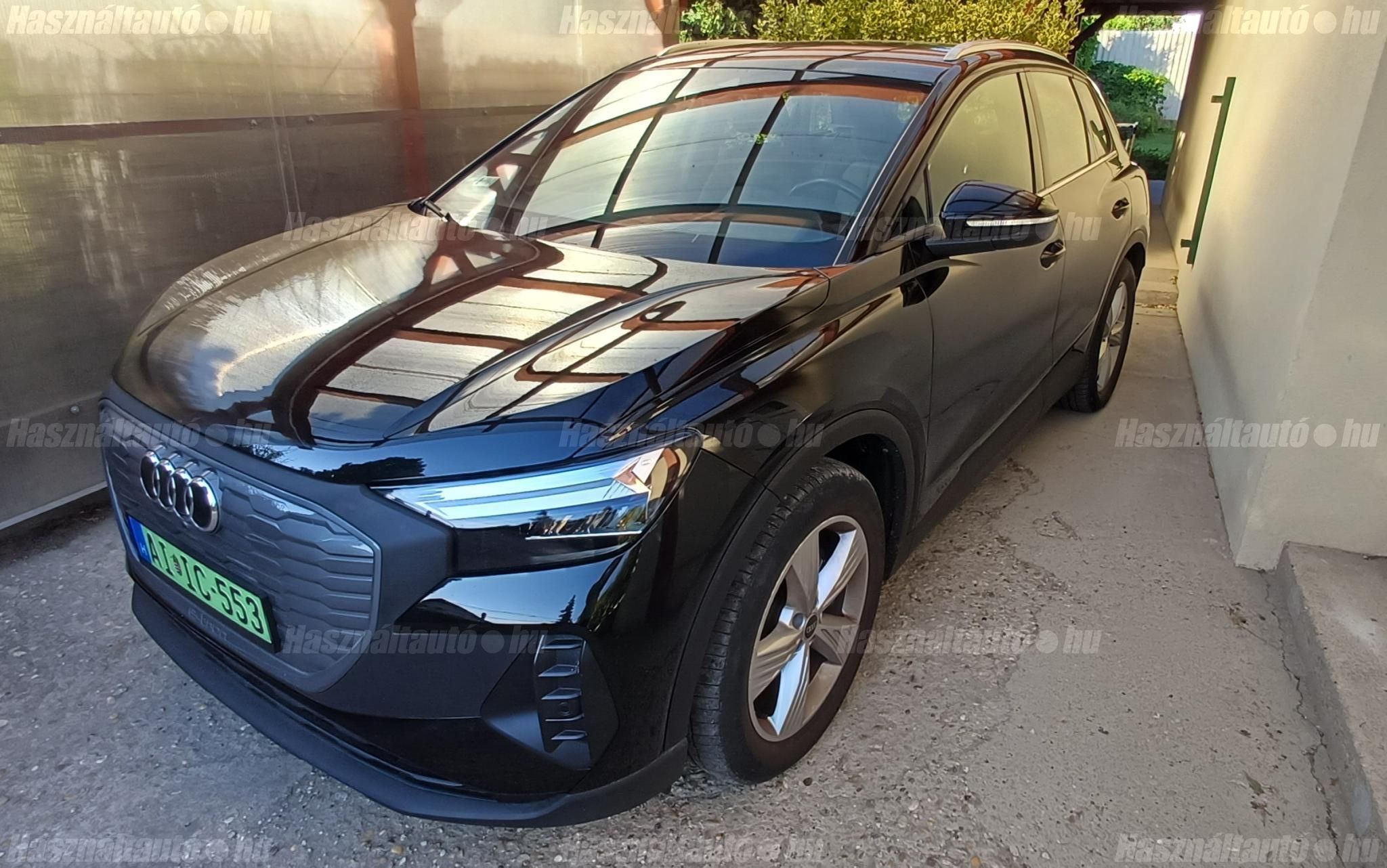AUDI Q4 2022/7 - 1