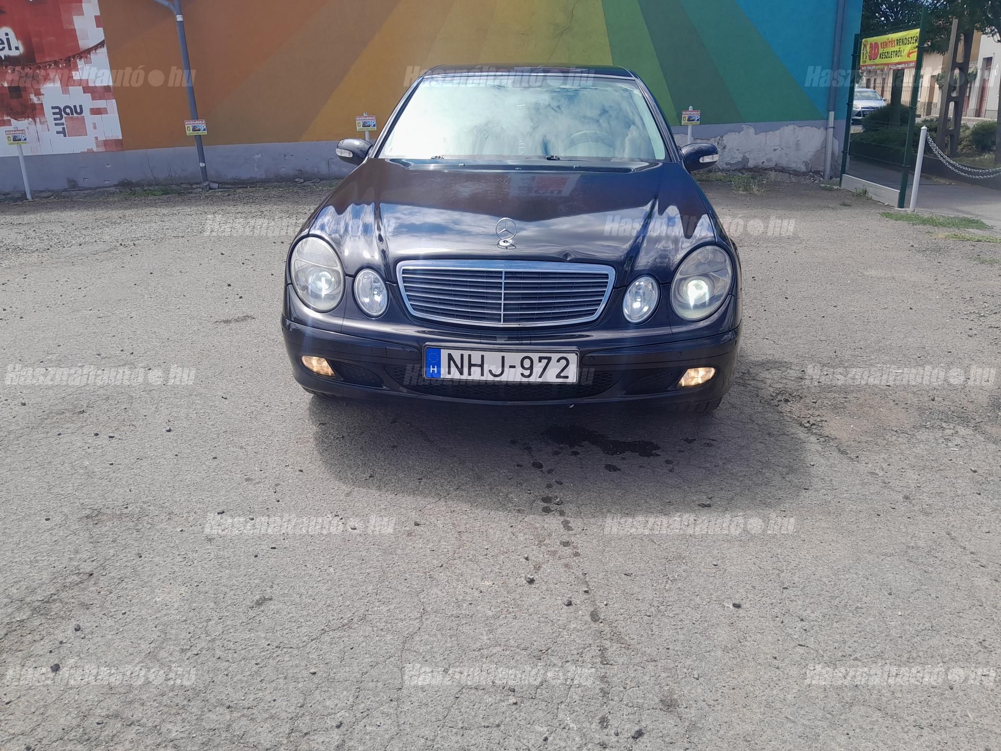 MERCEDES-BENZ 220 2005/10 - 1