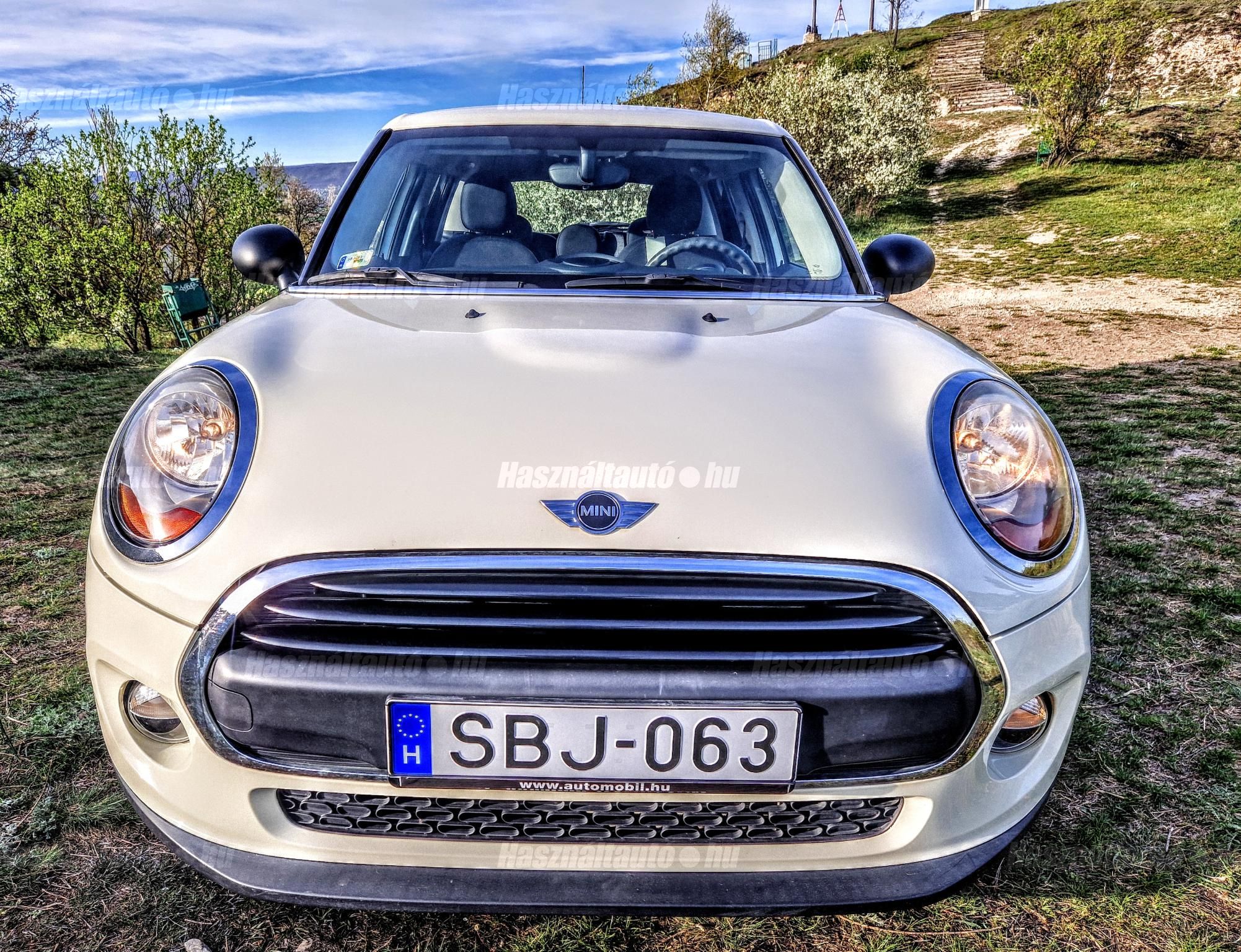 MINI MINI ONE 2016/7 - 1