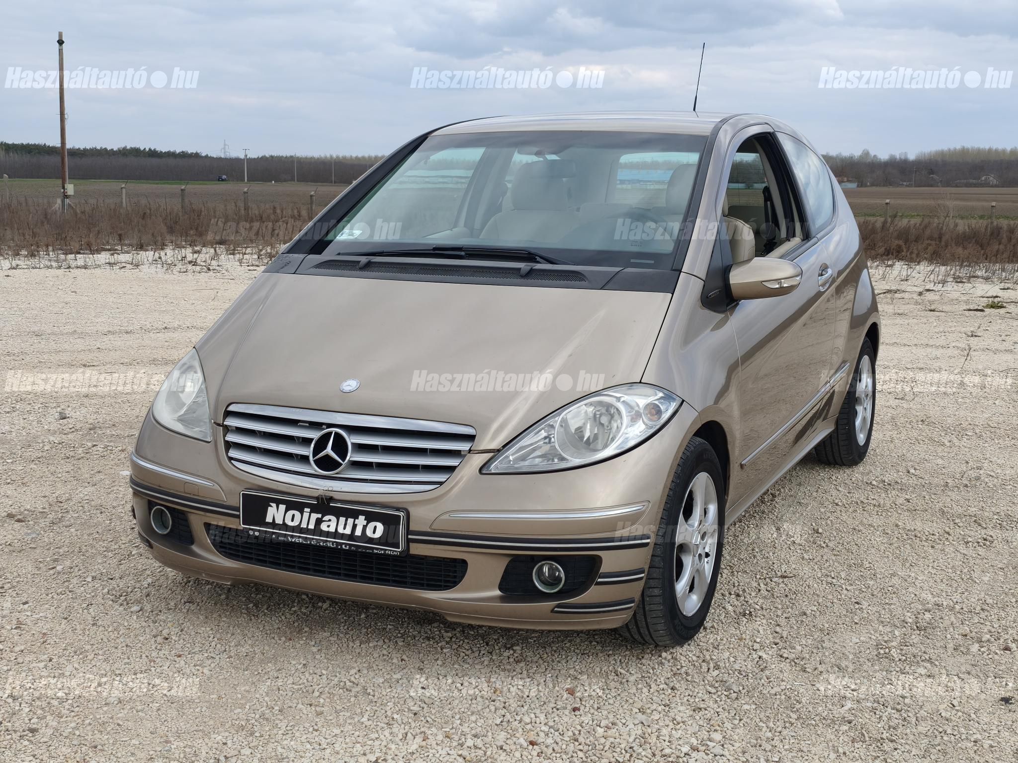 MERCEDES-BENZ A 180 2004/12 - 1