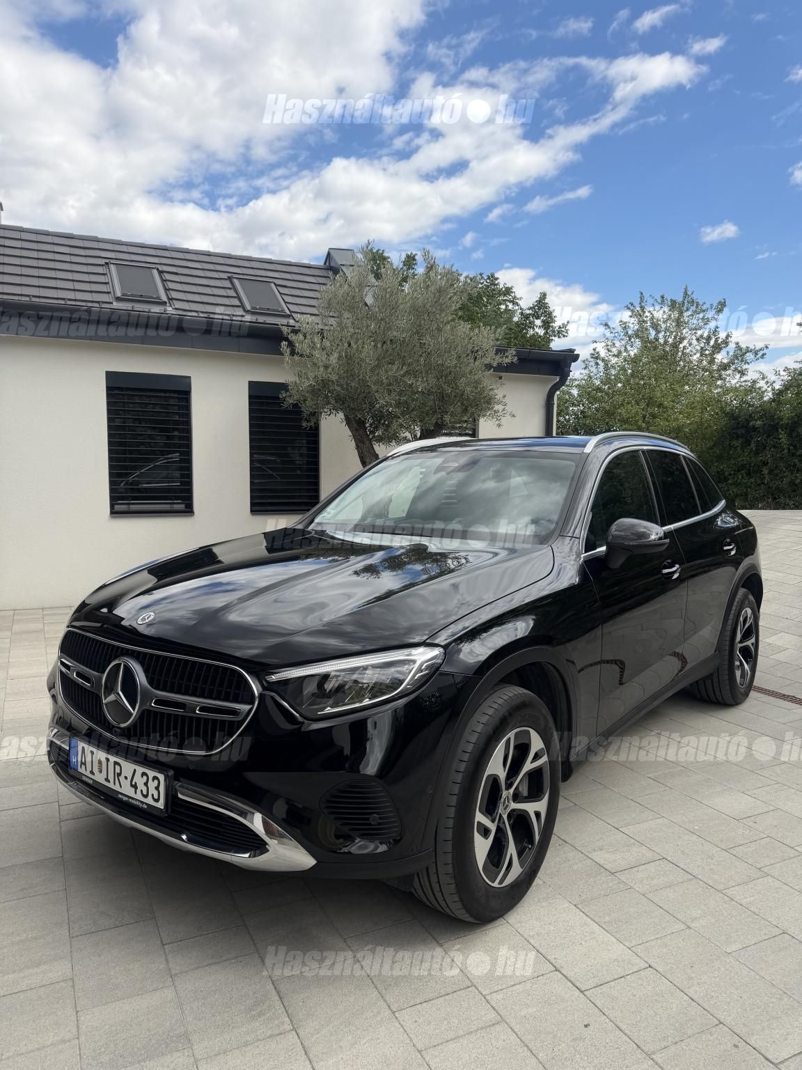 MERCEDES-BENZ GLC 300 2023/8 - 1