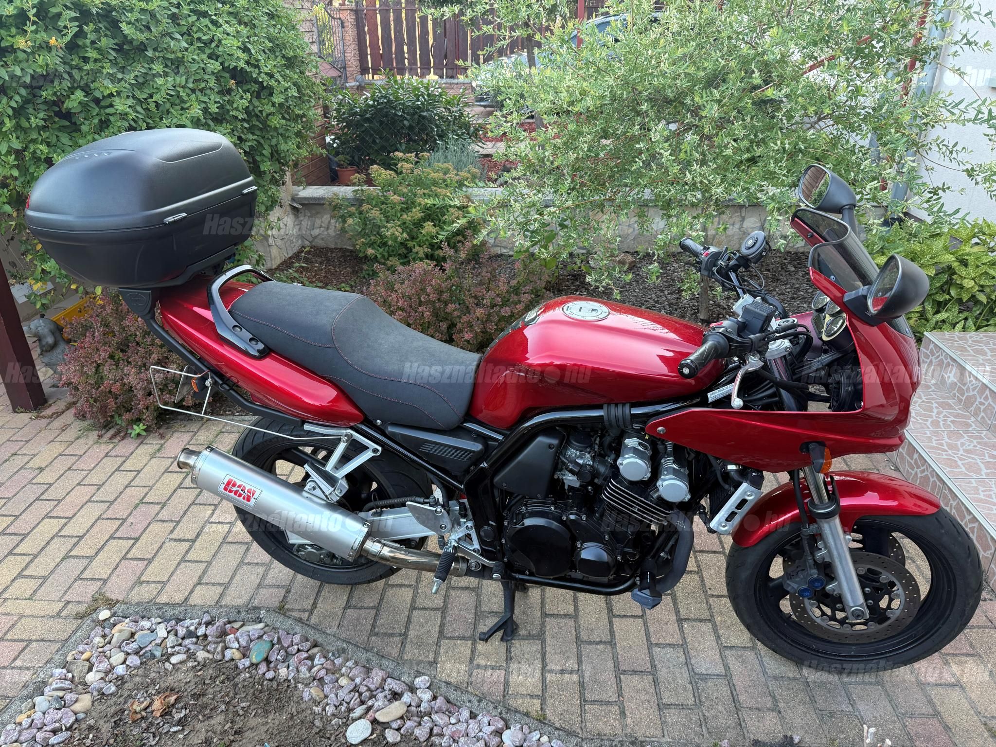 YAMAHA FZS 600 (FAZER) 2000/3 - 1