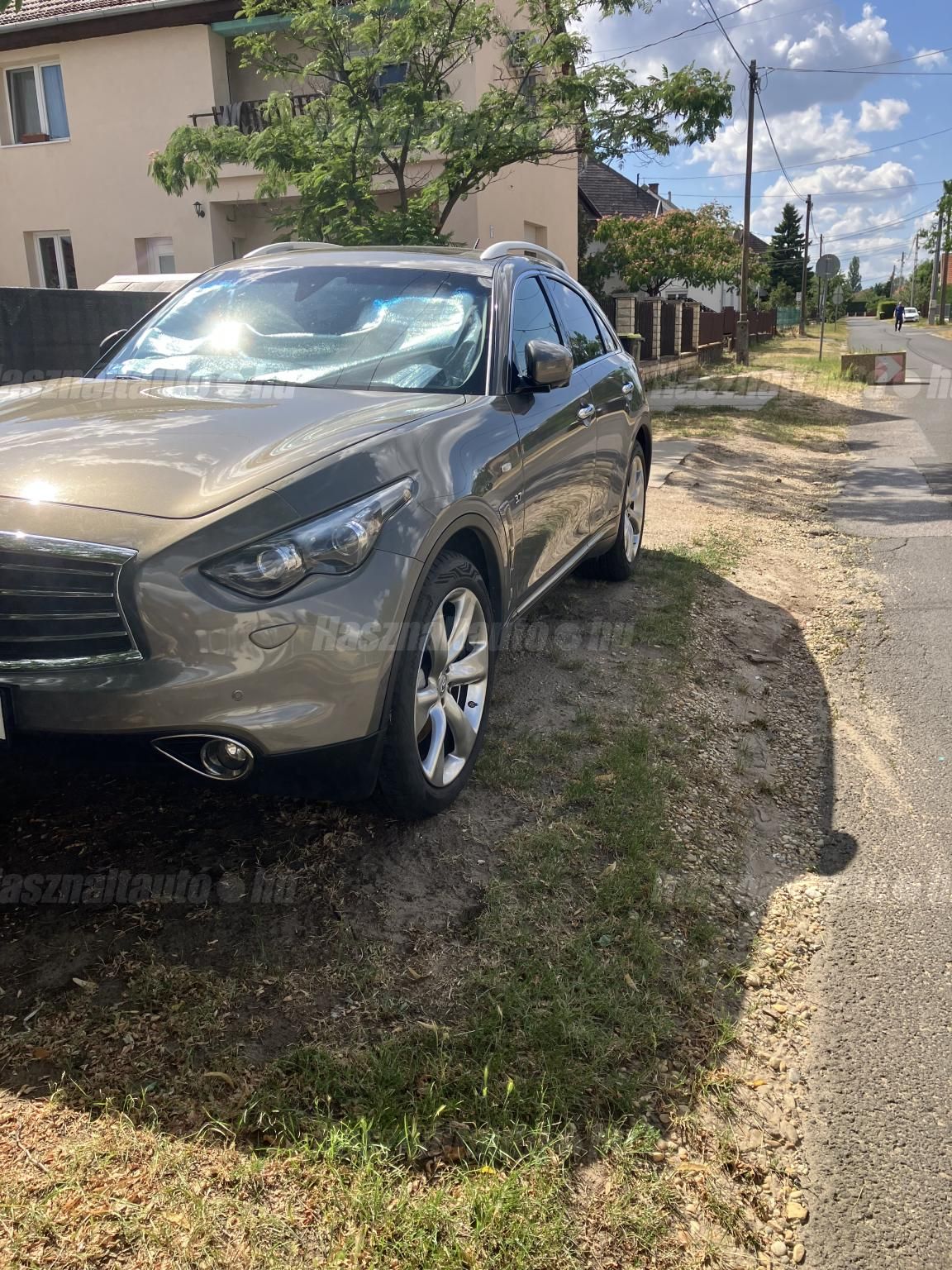 INFINITI QX70 2015/12 - 1